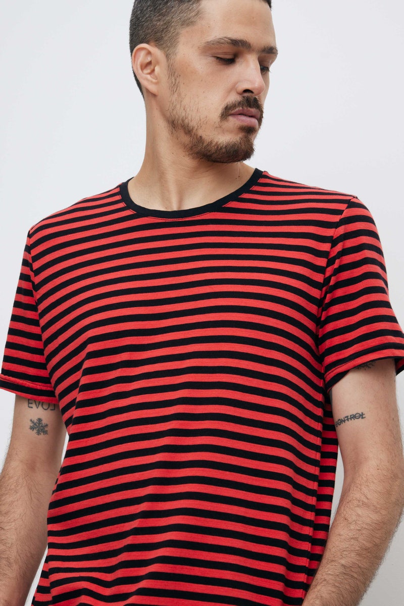 REMERA 1967 45