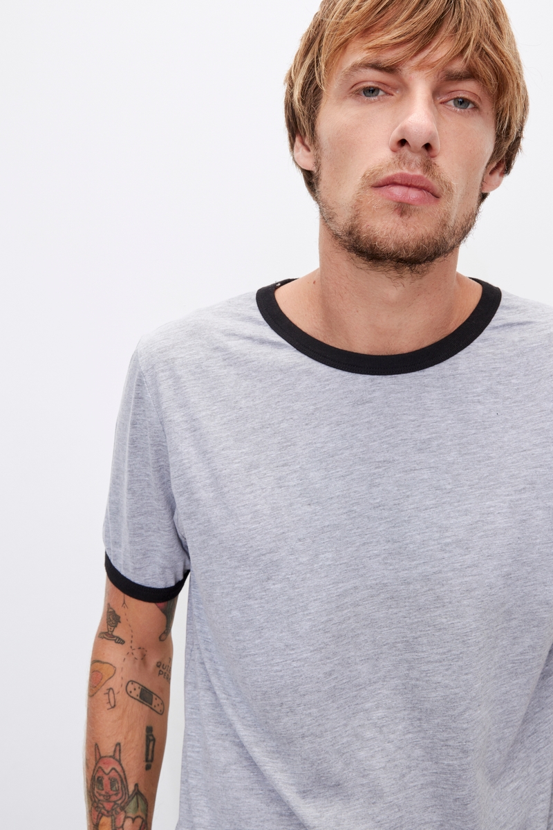 REMERA 1967 46