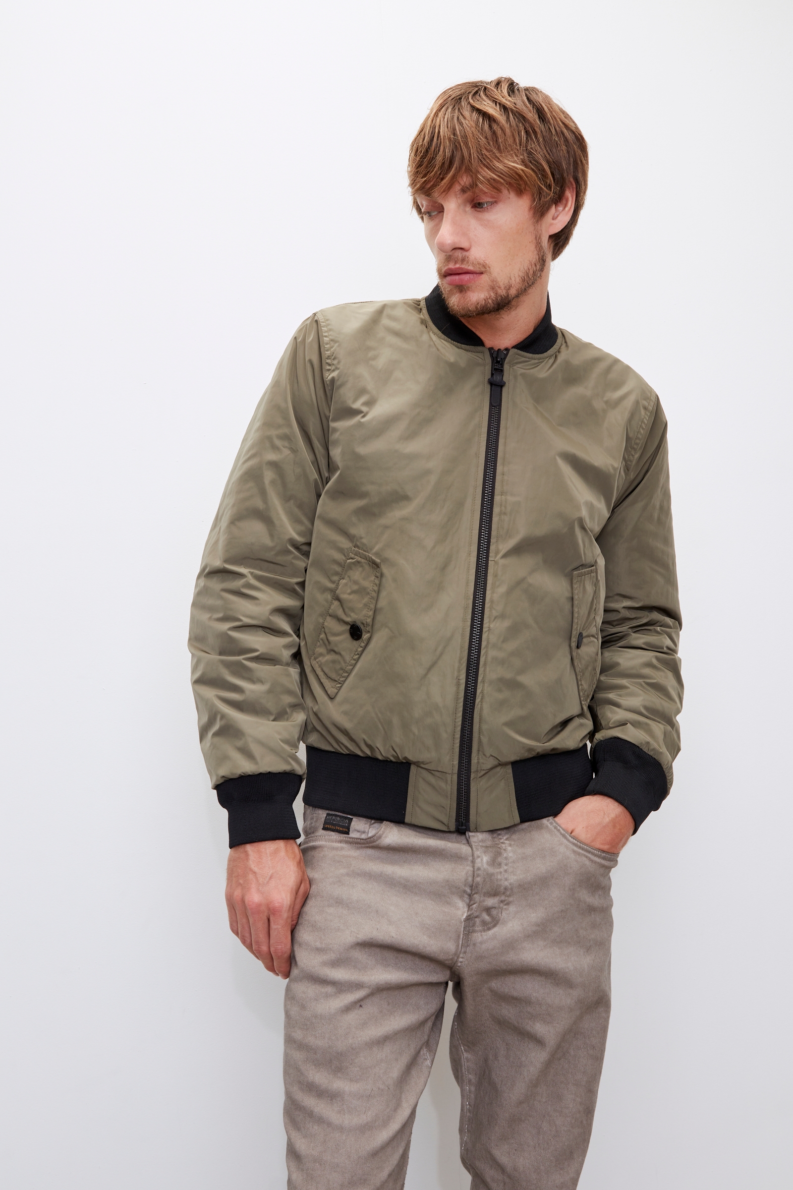 BOMBER ALPHA
