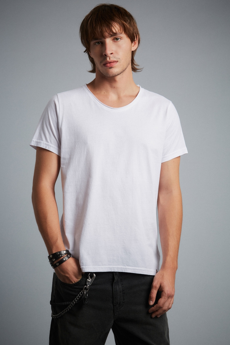 REMERA BÁSICA F02