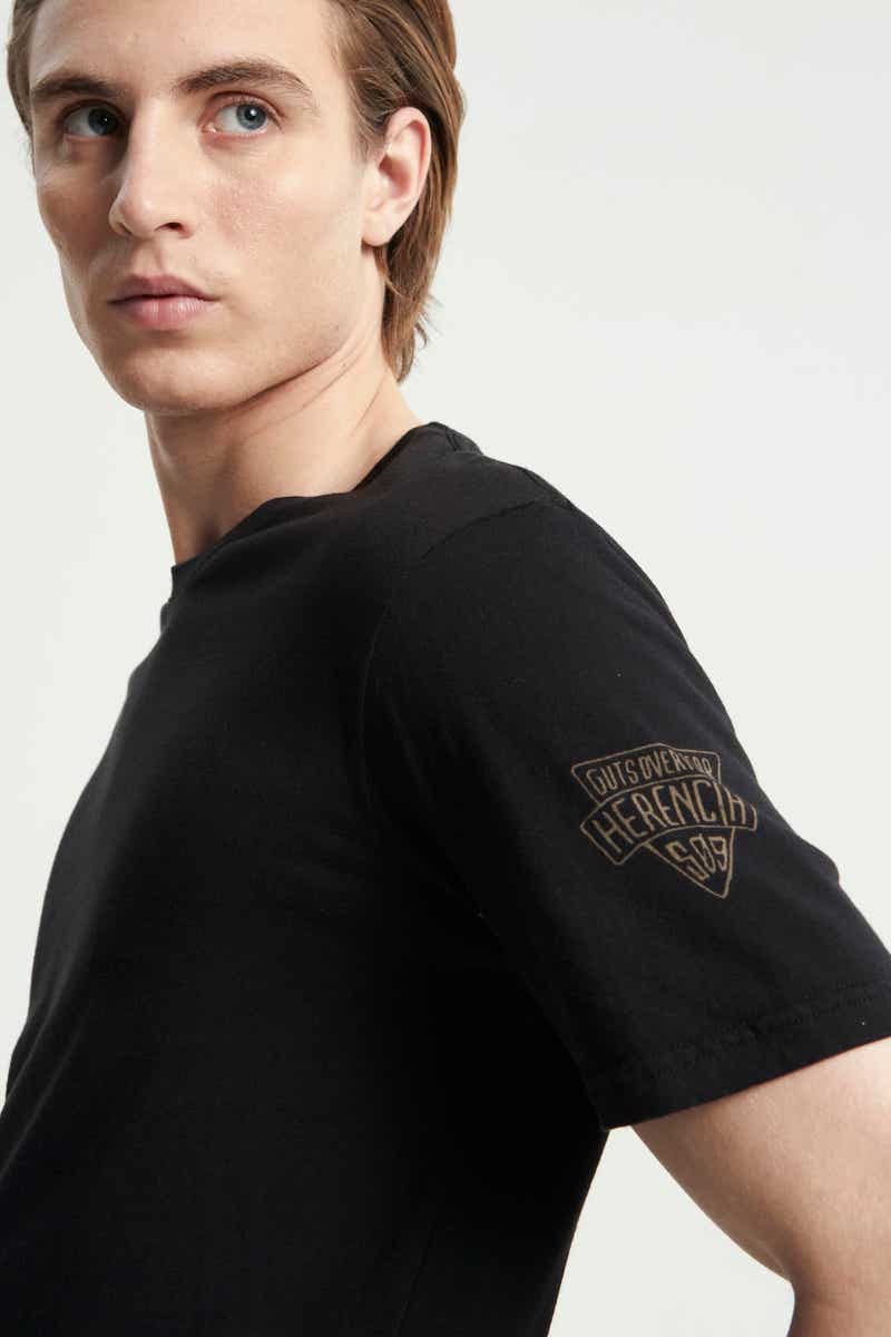 REMERA BASICA M02