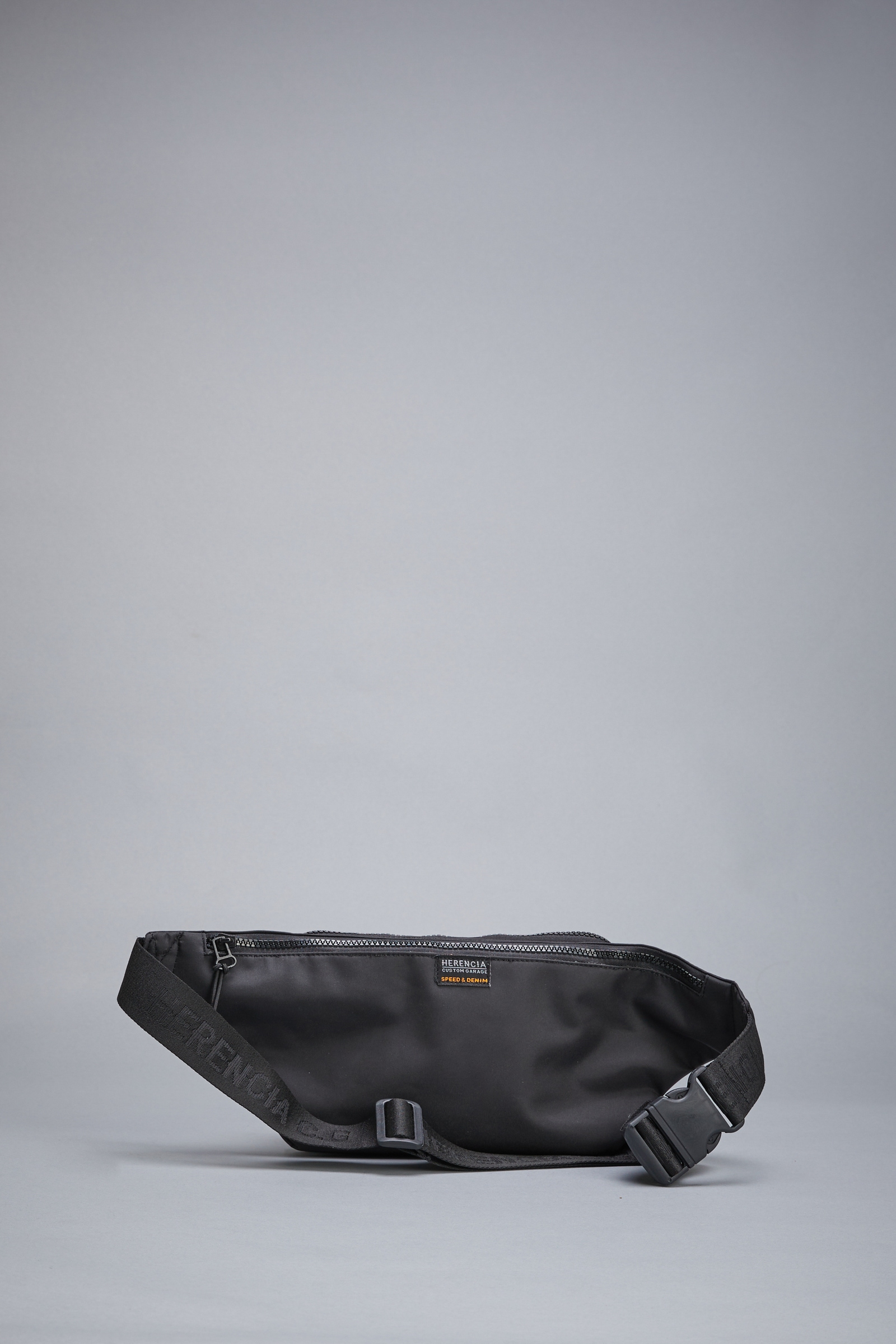RIÑONERA HCG BLACK