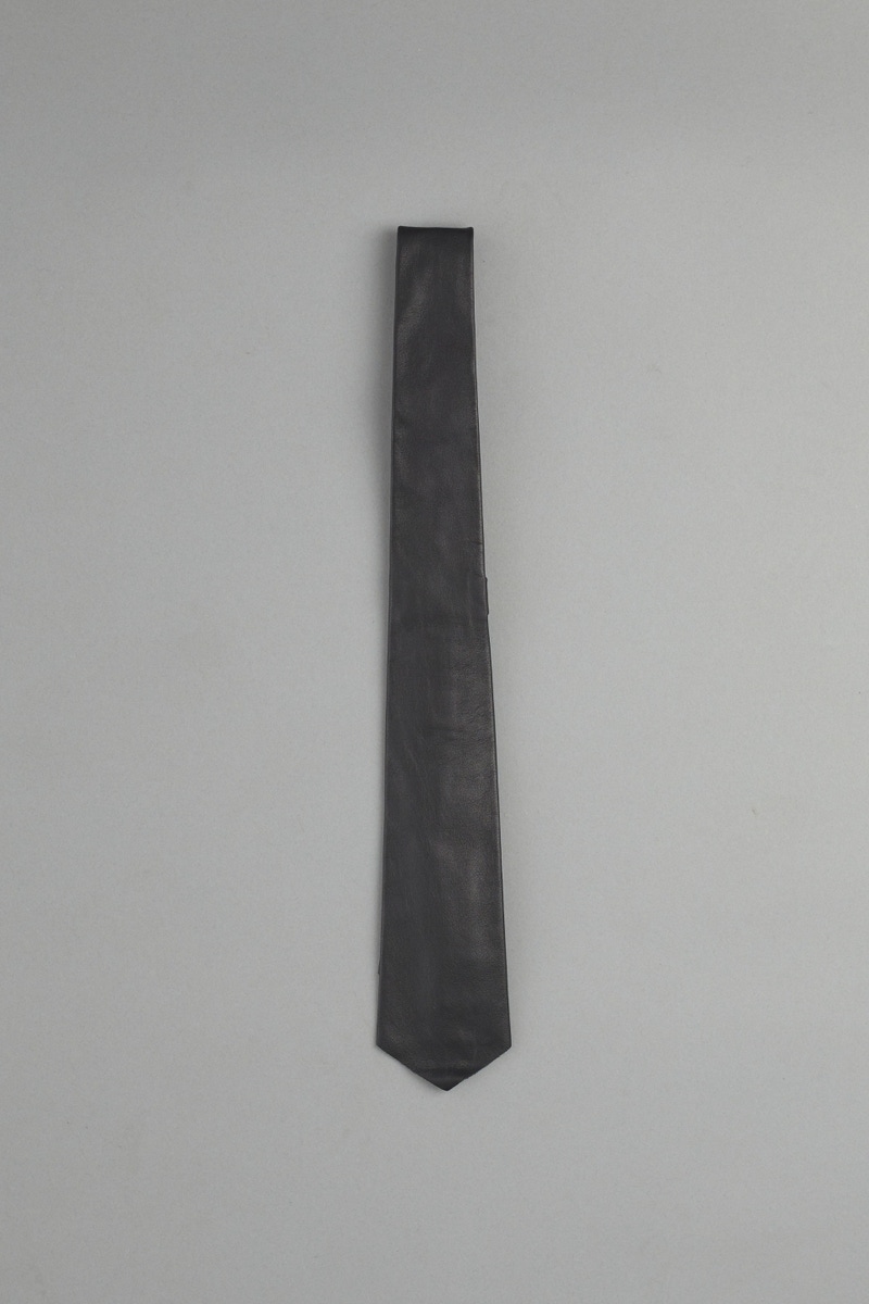 CORBATA CUERO HCG                                                                                    