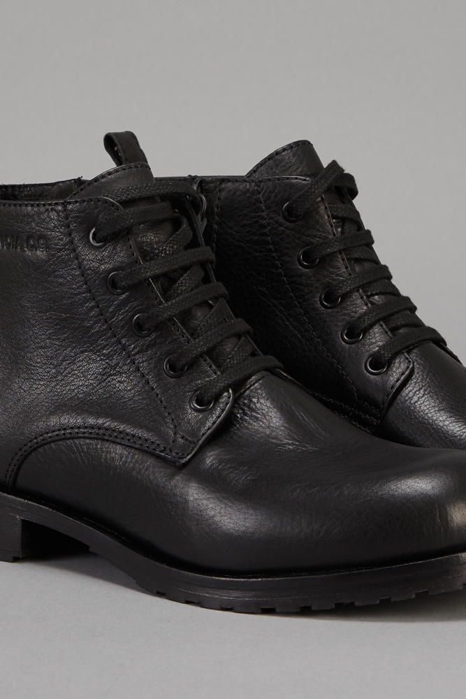 BORCEGO HERENCIA BLACK                                                                               