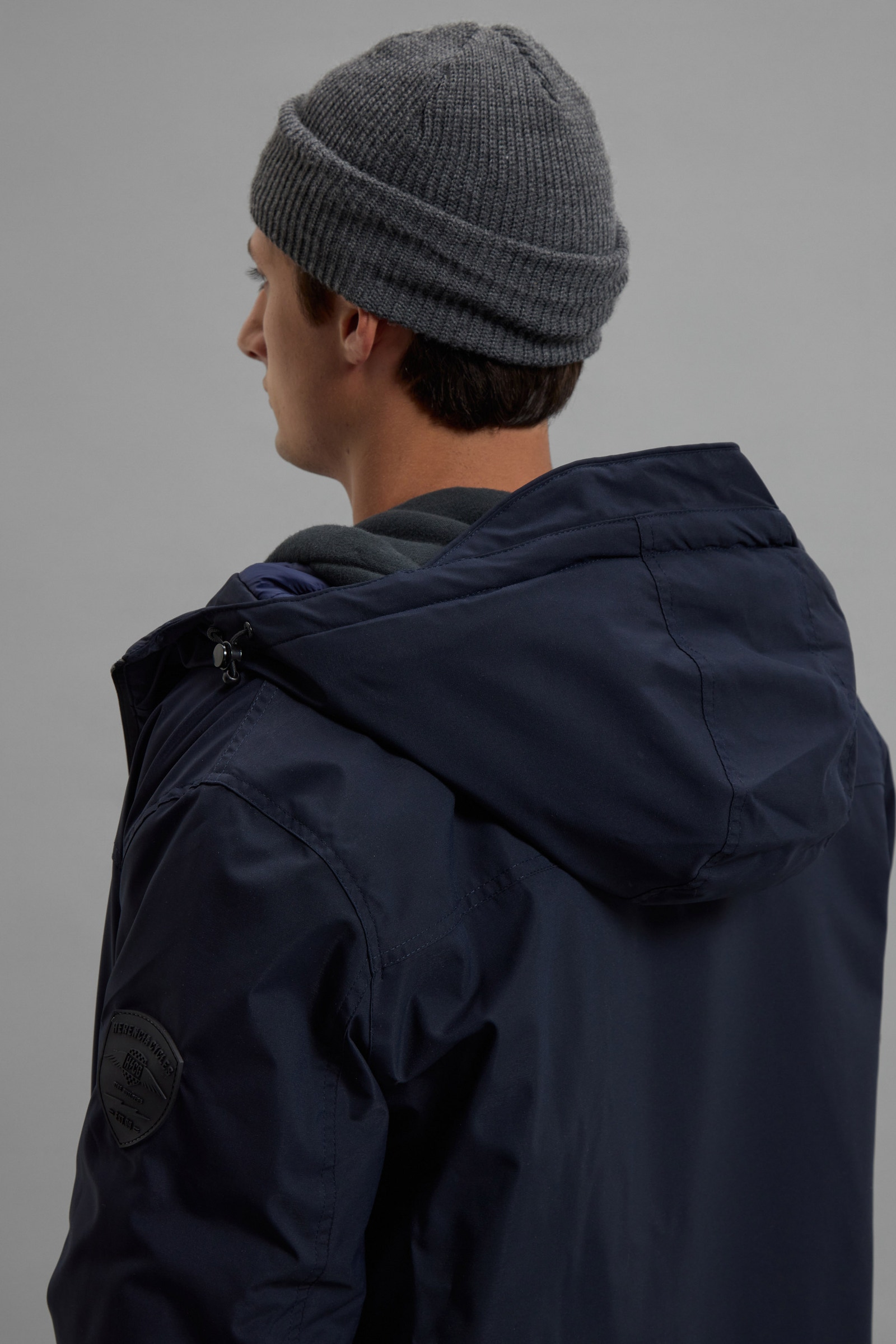 CAMPERA ROBB