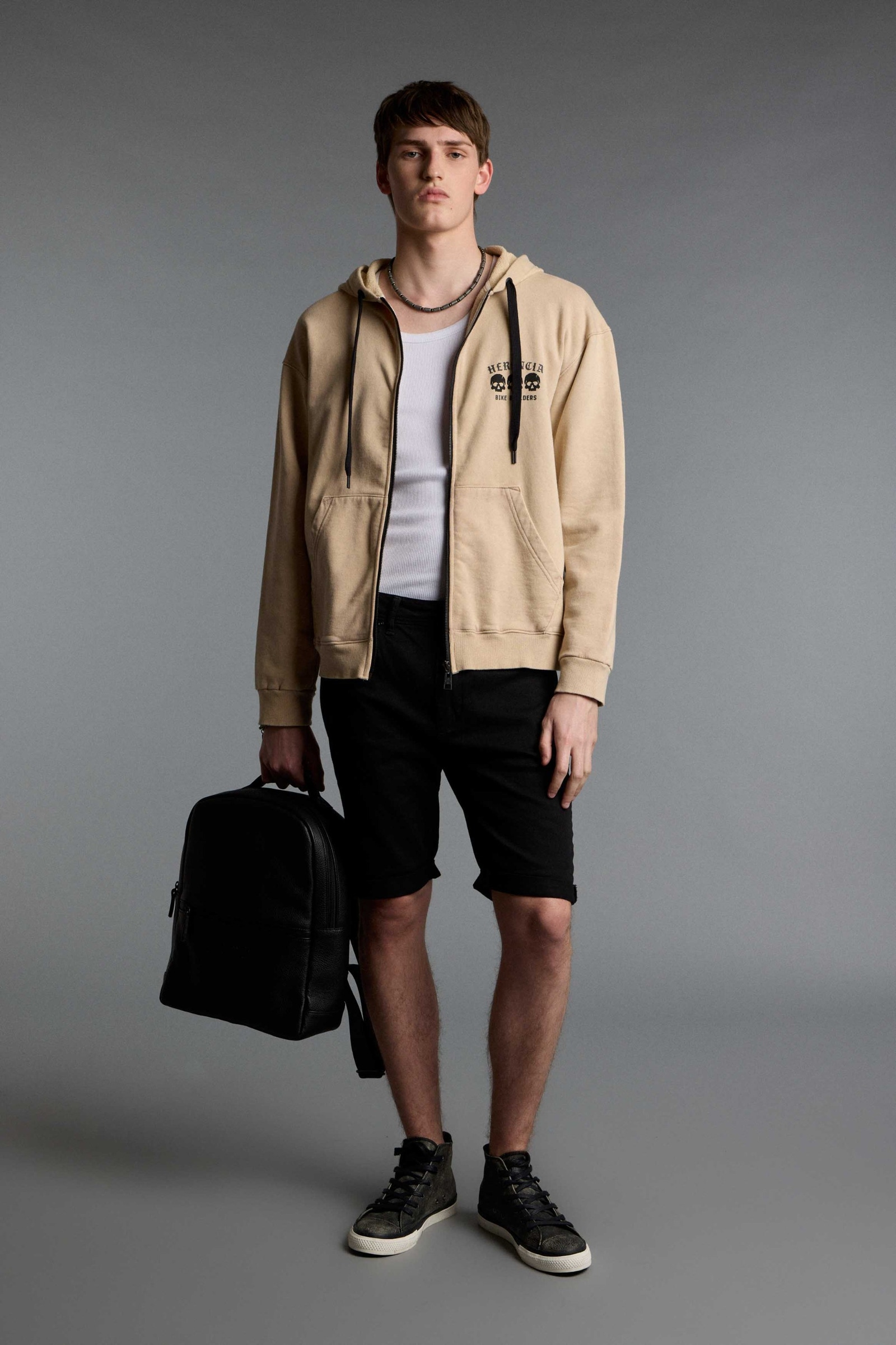 MOCHILA CUERO HCG H