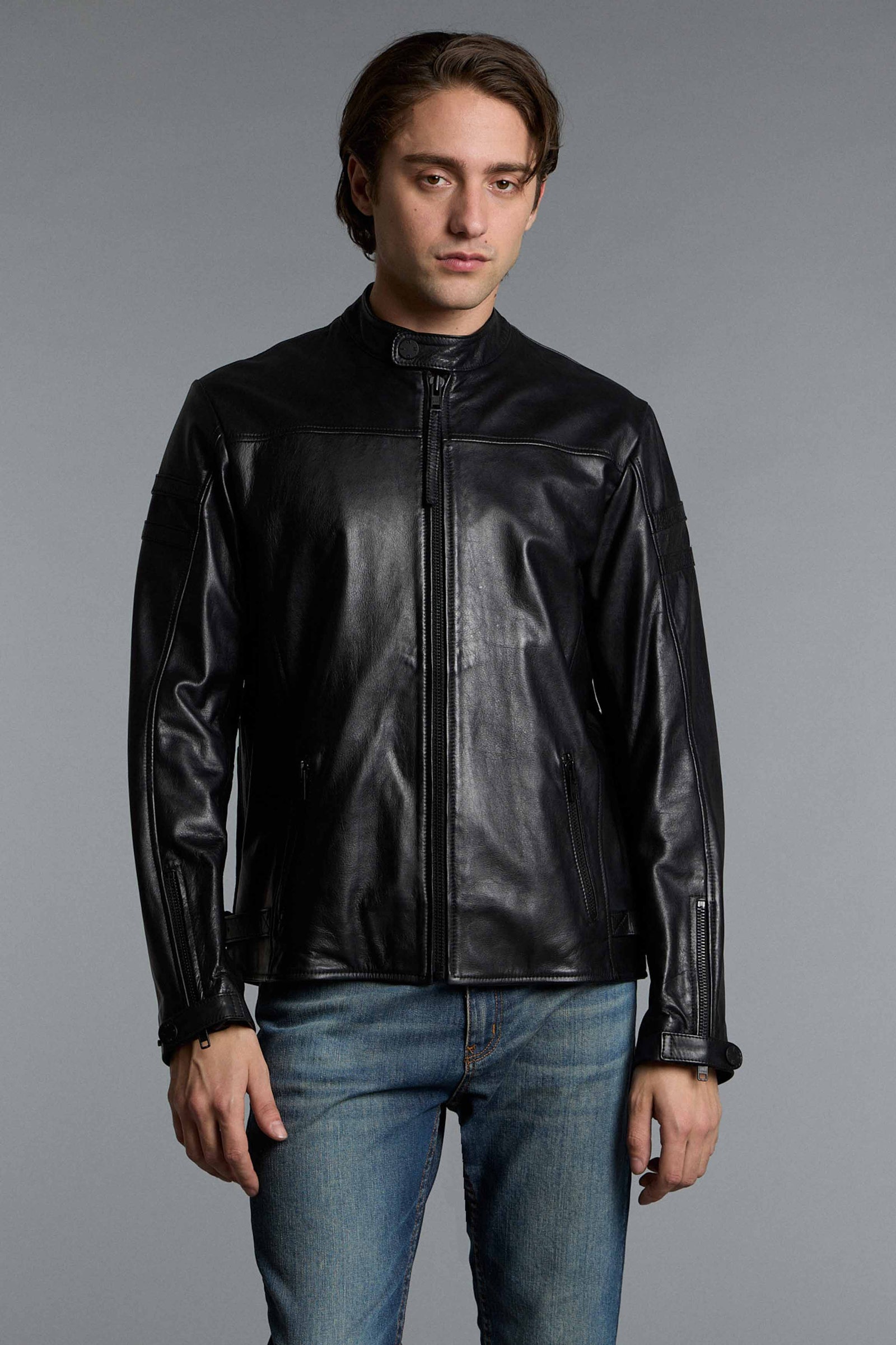 CAMPERA CUERO SUPERIOR                                                                               