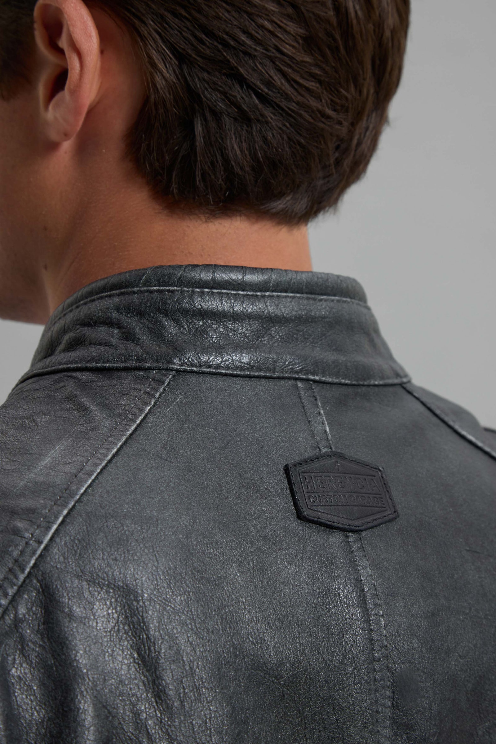 CAMPERA CUERO THOR HCG                                                                               