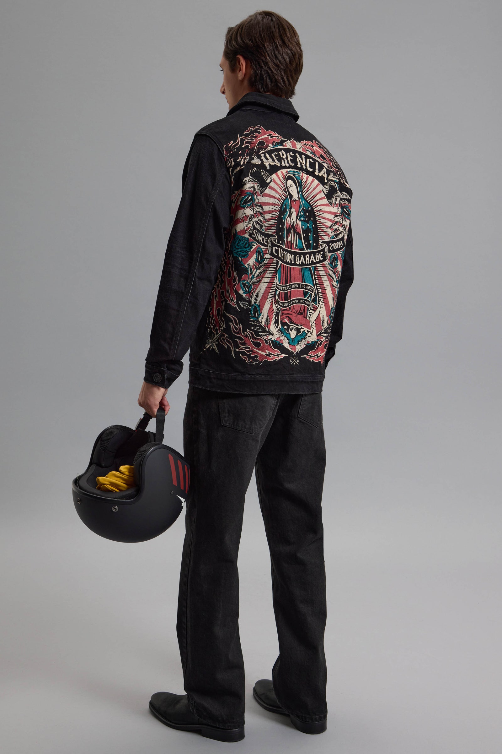 CAMPERA PREMIUM EVIL BLACK CUSTOM                                                                    