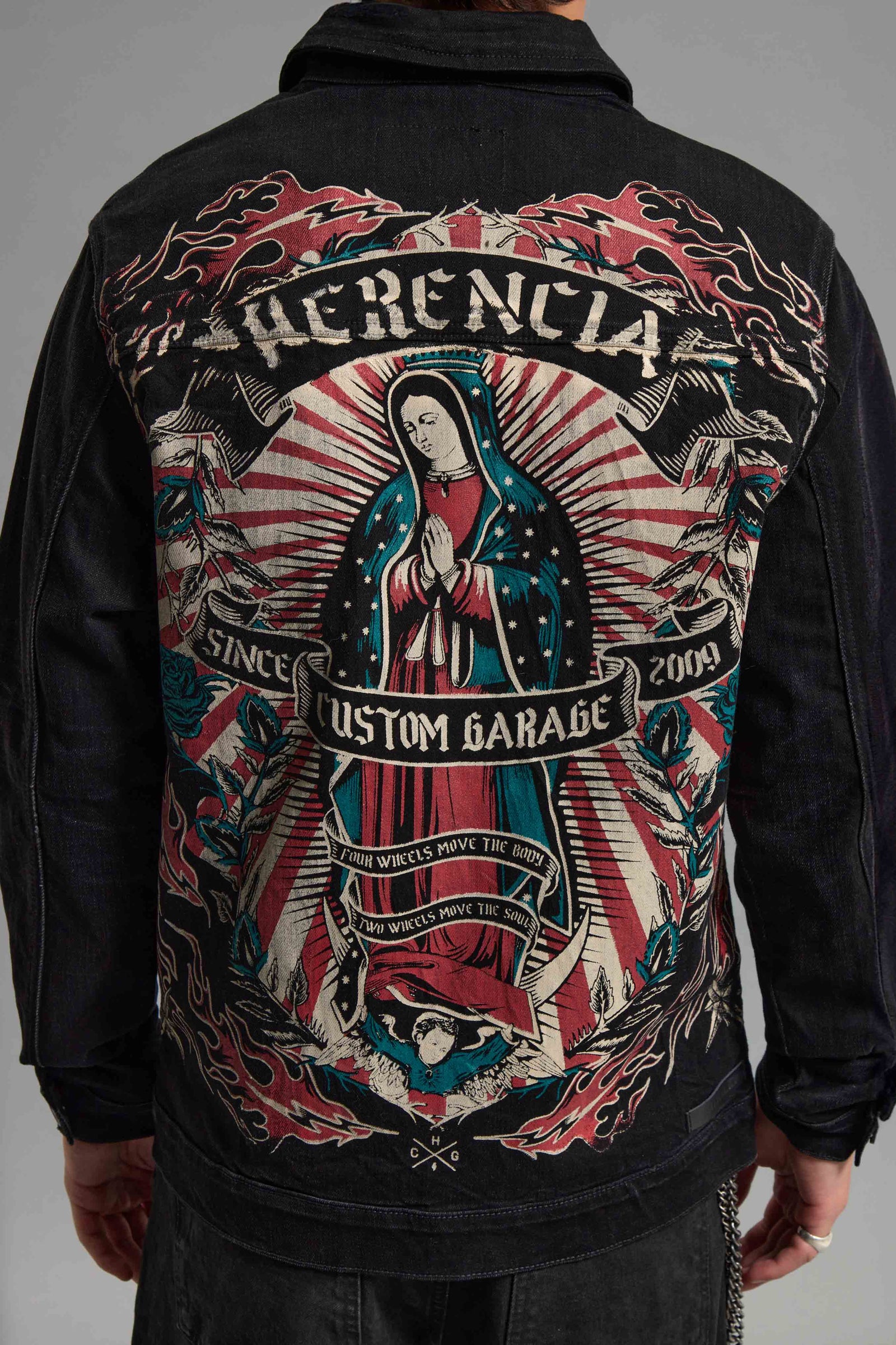 CAMPERA PREMIUM EVIL BLACK CUSTOM                                                                    