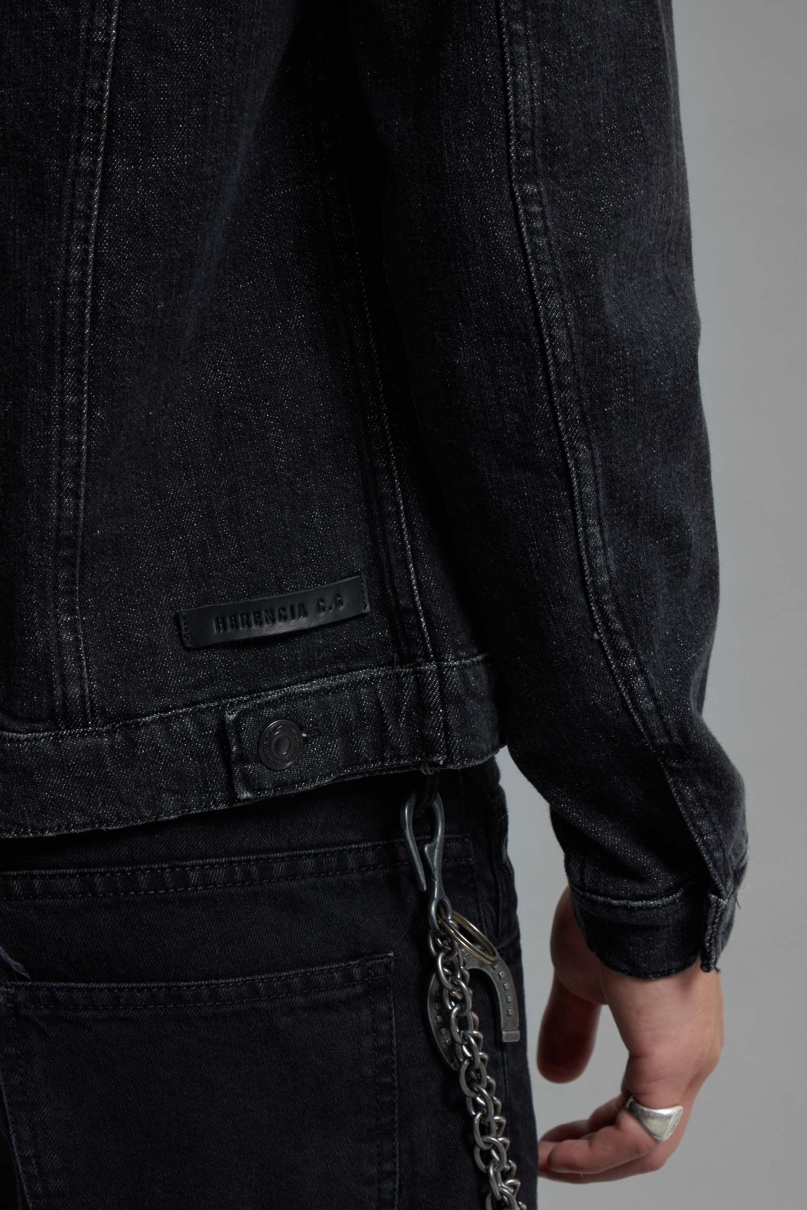 CAMPERA ROLLING SKULL PREMIUM BLACK                                                                  