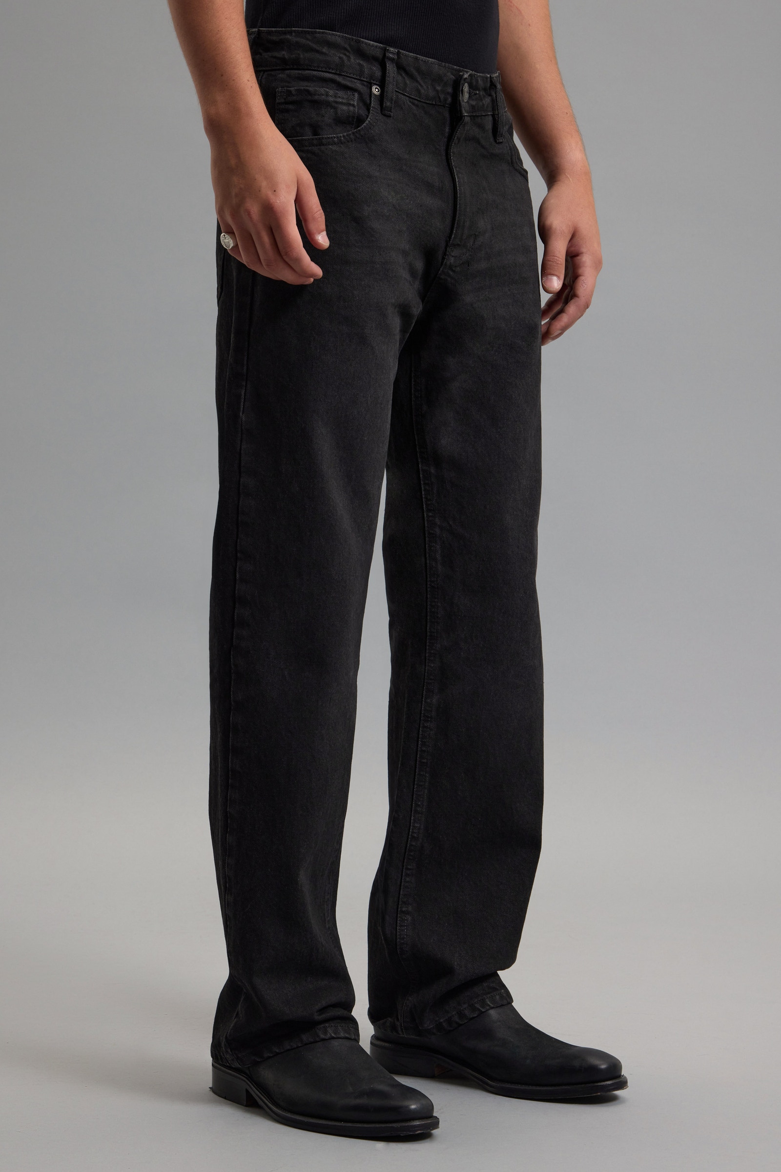 JEANS SAINT MAX BLACK                                                                                