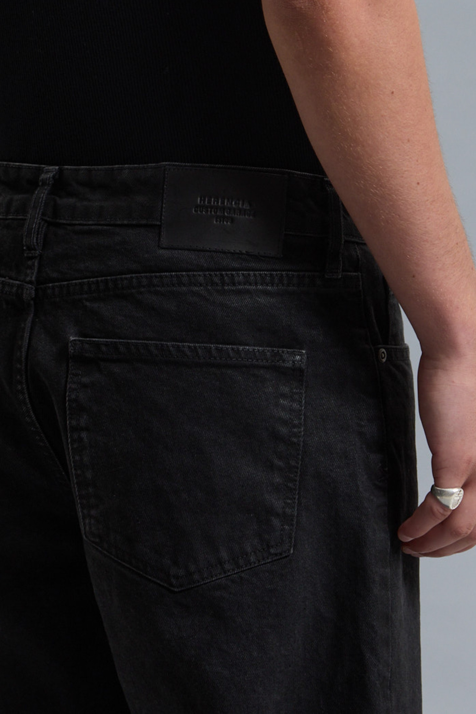 JEANS SAINT MAX BLACK                                                                                