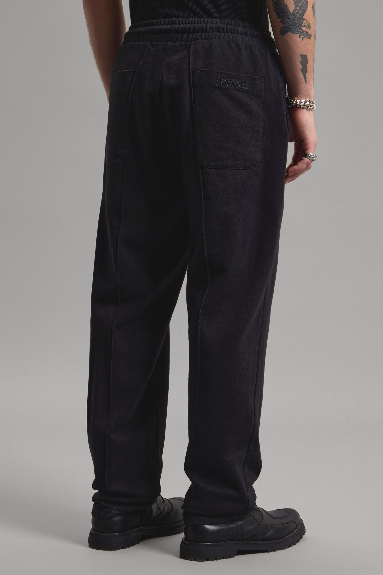JOGGINETA HERENCIA BRAND                                                                             