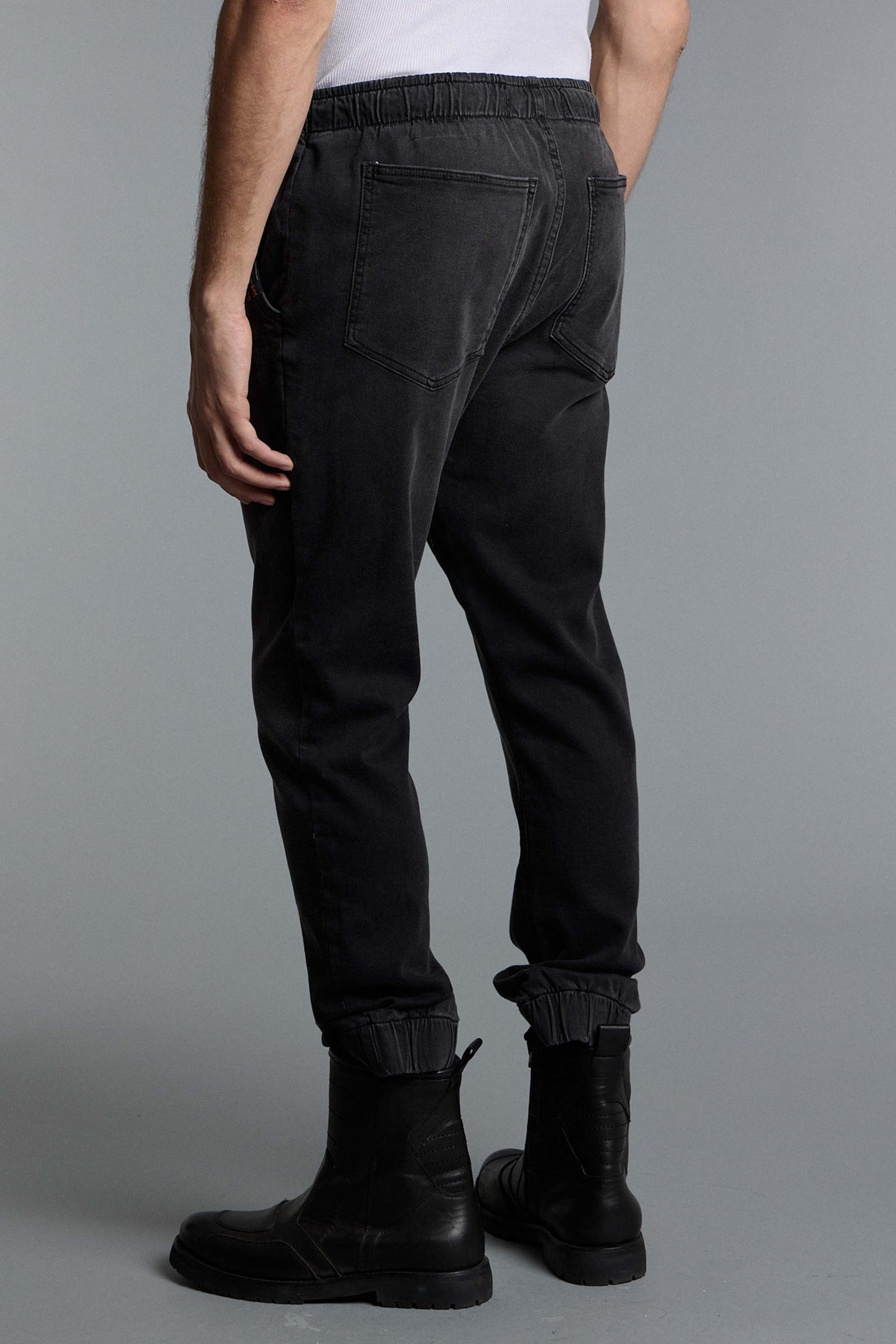 JOGGER PREMIUM ROCK BLACK
