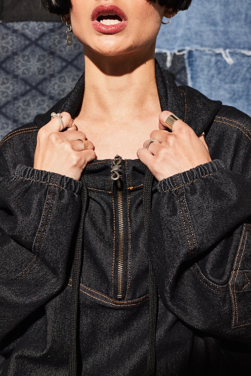 HOODIE LABEL BLACK