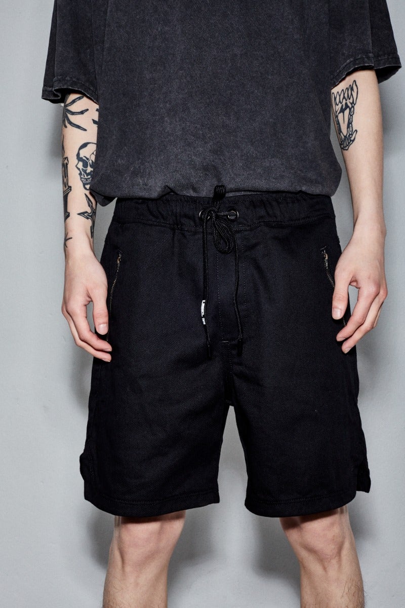BERMUDA LABEL BLACK