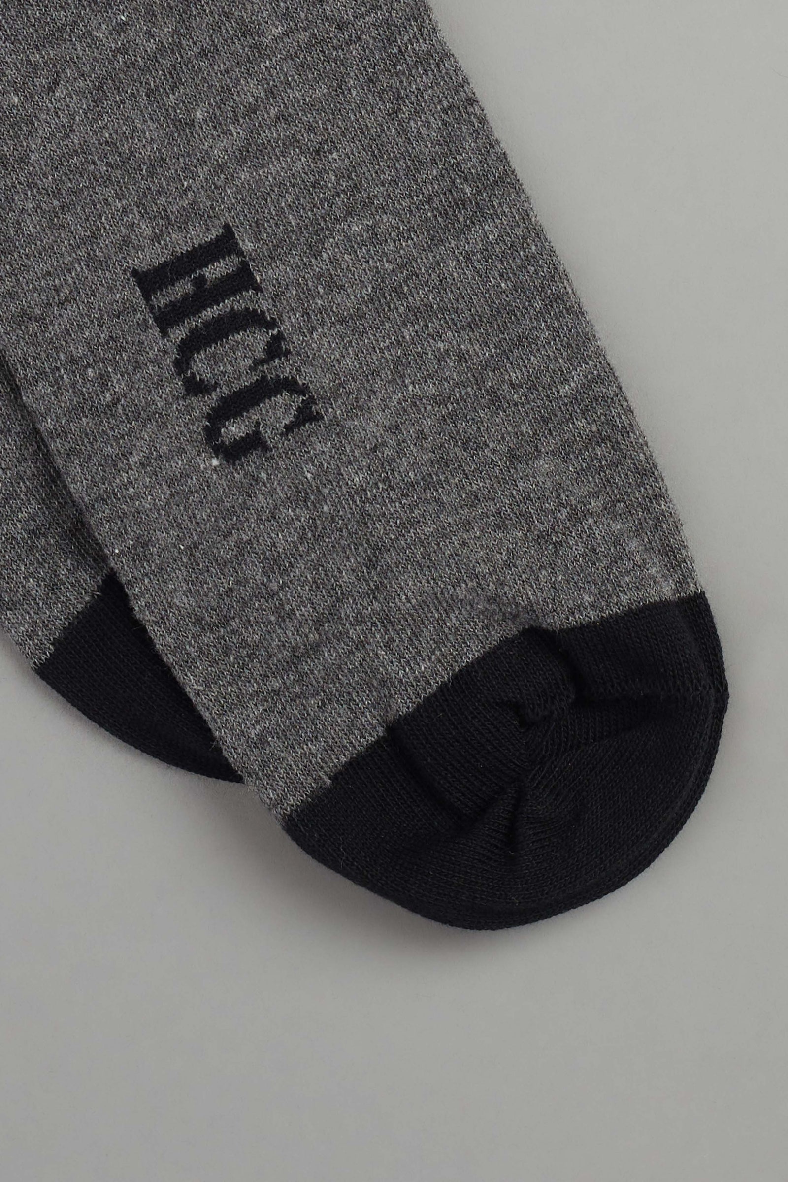 MEDIA SHORT H6