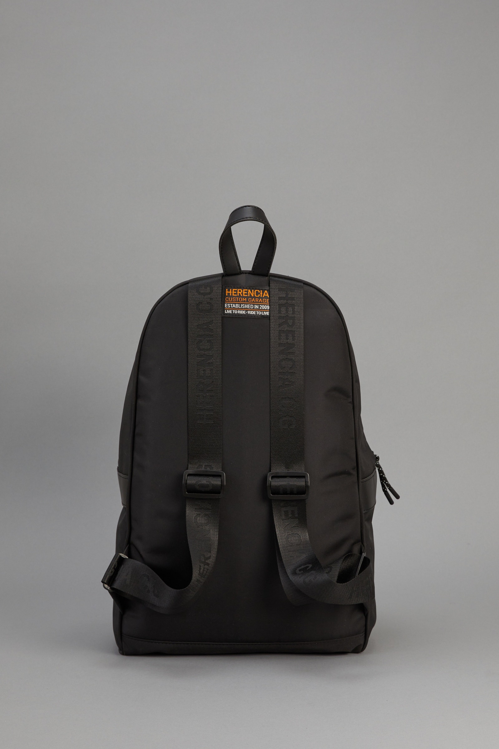 MOCHILA HERENCIA W                                                                                   
