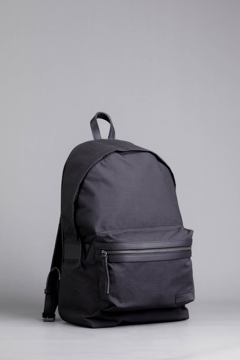 MOCHILA FOREST BLACK                                                                                 