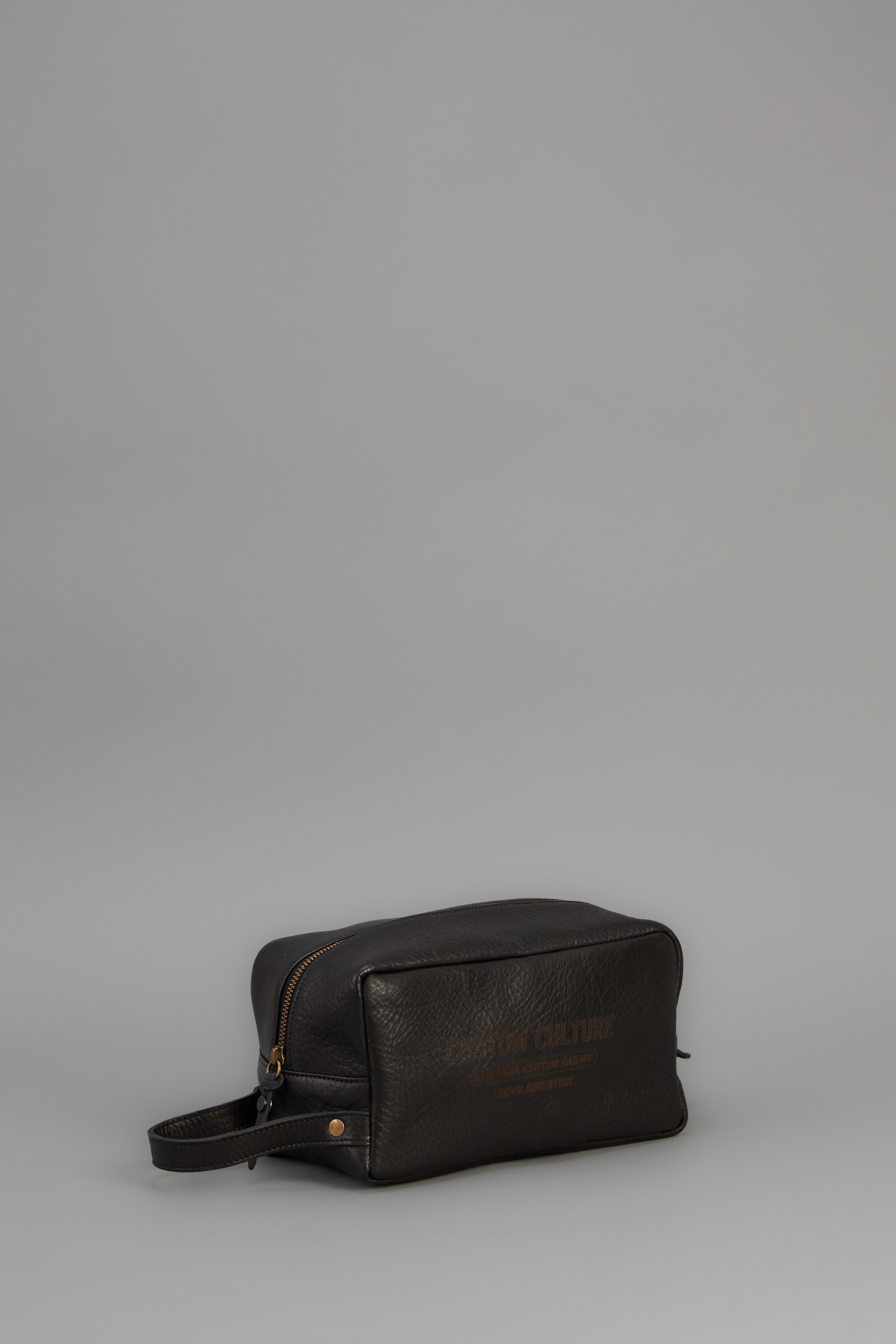 NECESSAIRE CUERO RIDER                                                                               