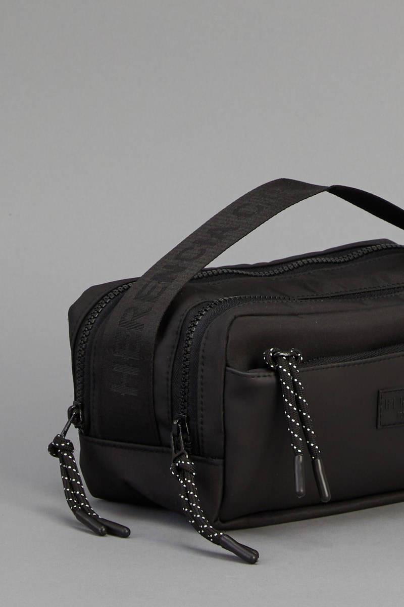 NECESSAIRE HCG BL                                                                                    