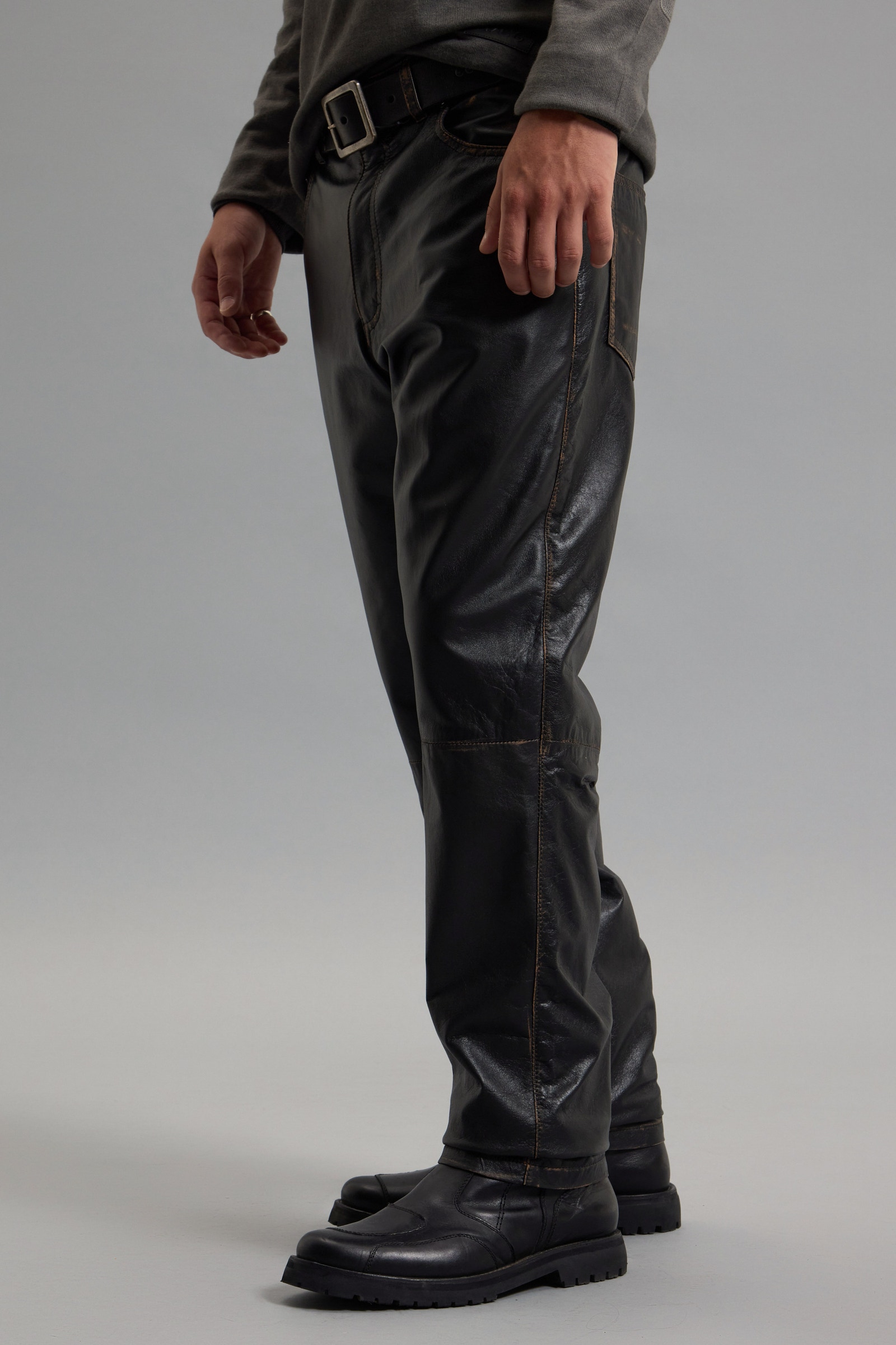 PANTALON CUERO LUCA                                                                                  