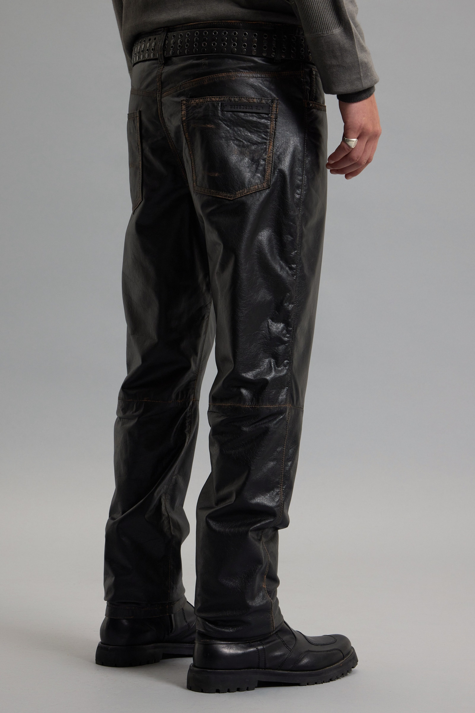 PANTALON CUERO LUCA                                                                                  