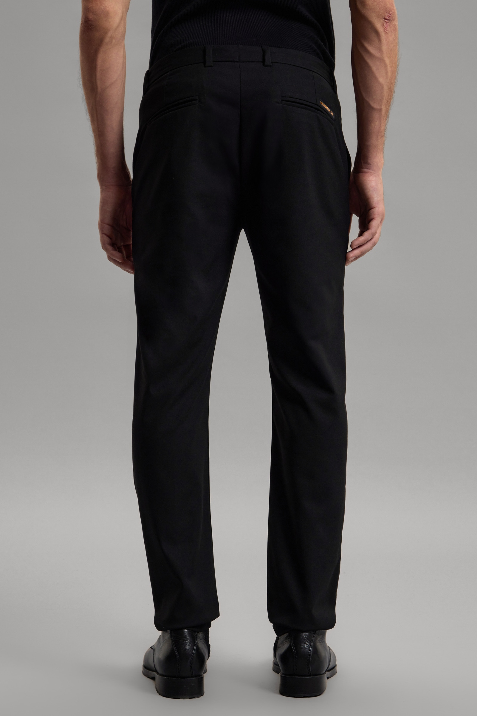 PANTALON HERENCIA R                                                                                  