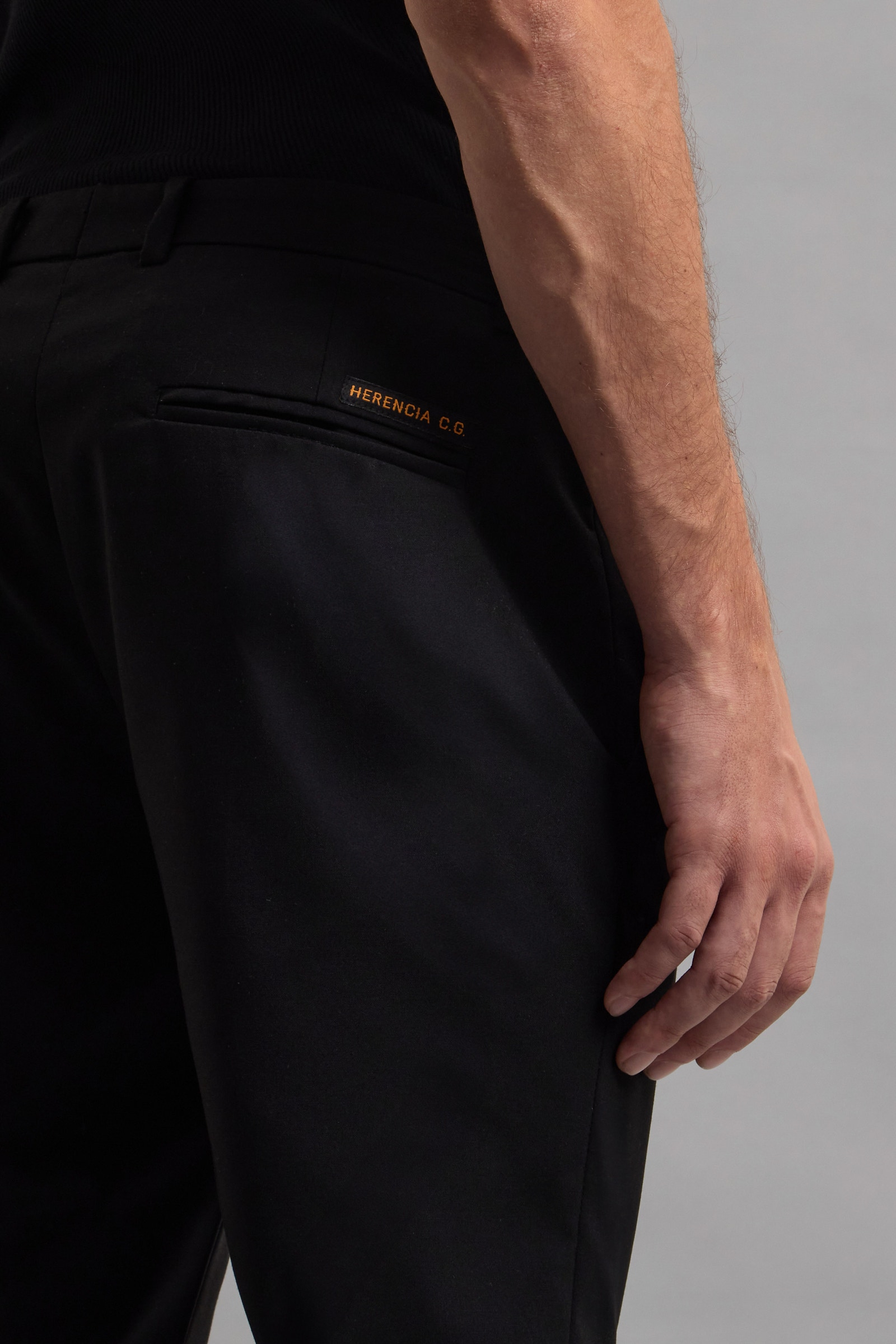 PANTALON HERENCIA R                                                                                  