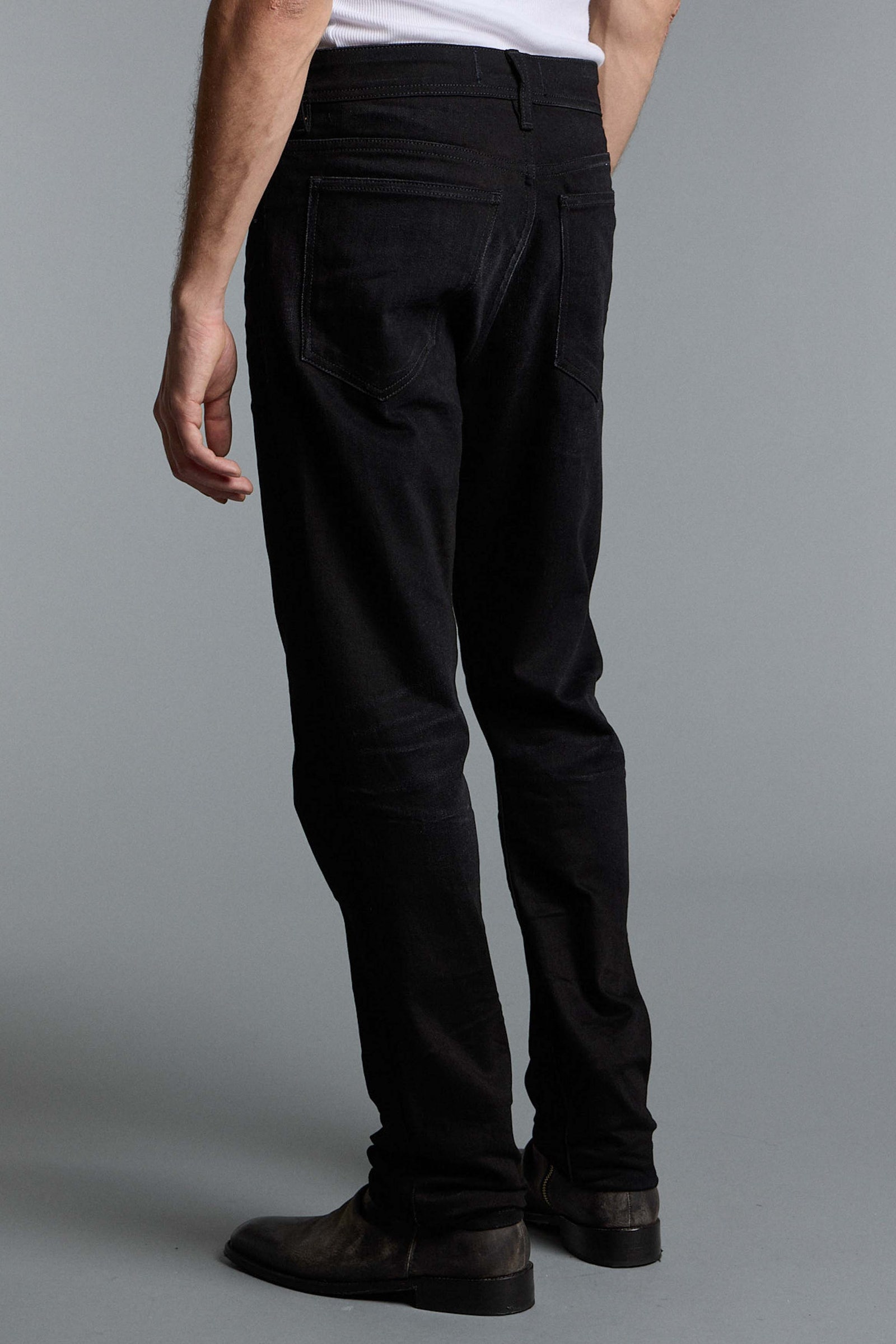 JEANS HERENCIA EVIL BLACK
