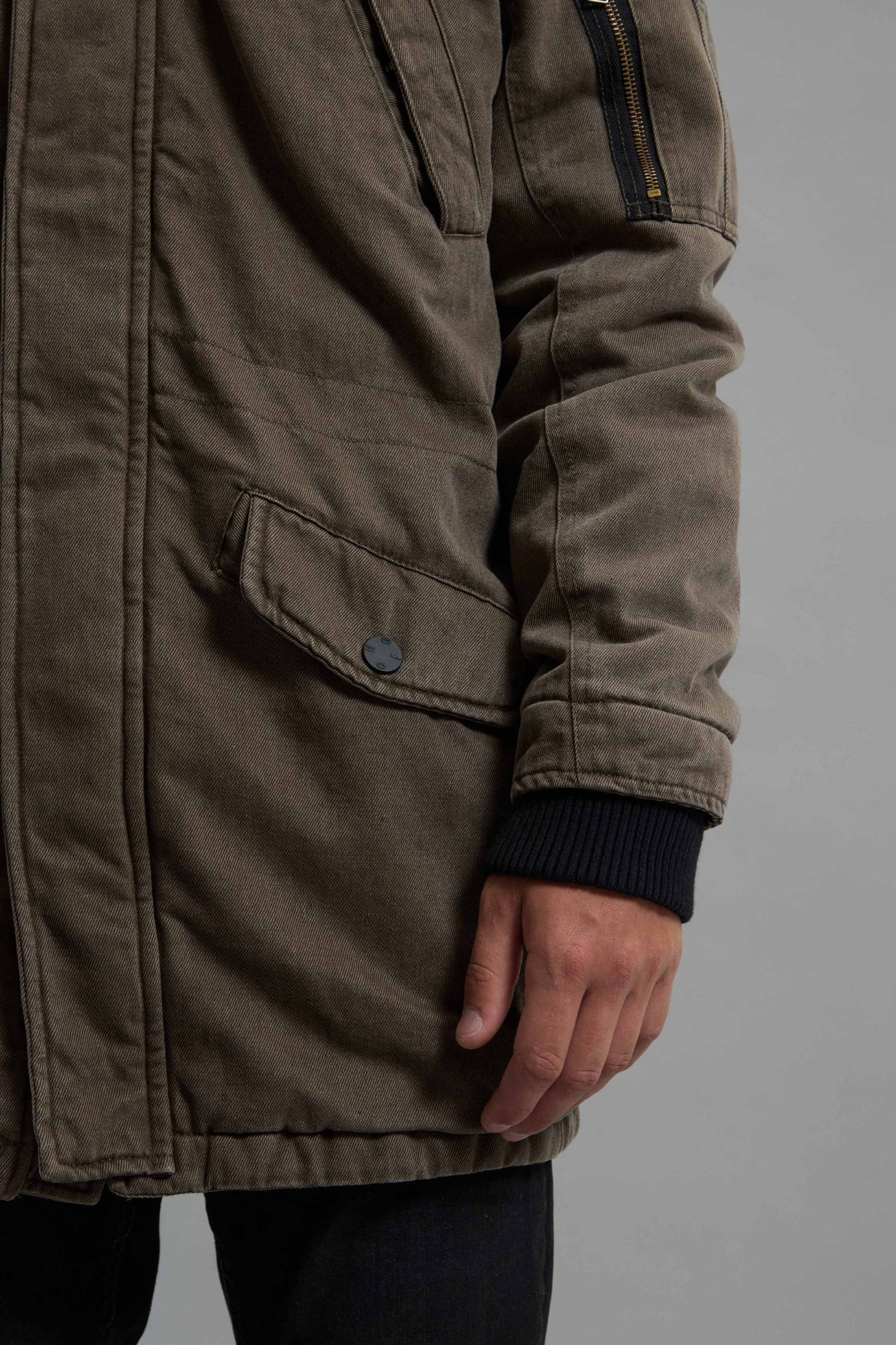 PARKA GERMANY                                                                                        