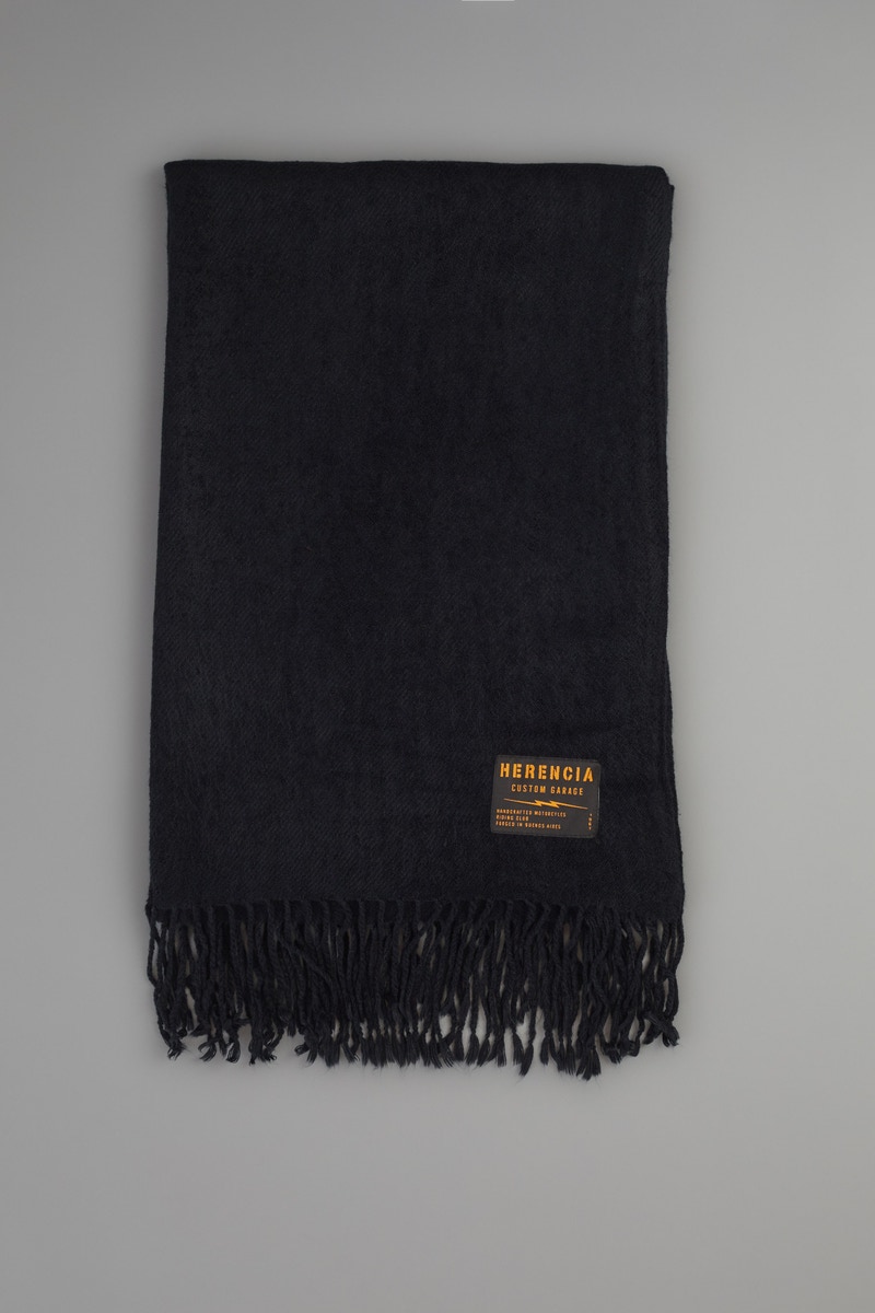 PASHMINA HERENCIA R                                                                                  