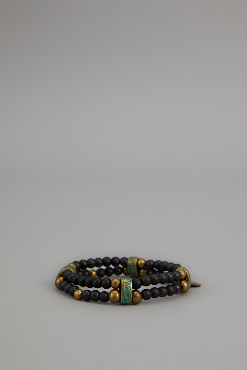 PULSERA D16                                                                                          