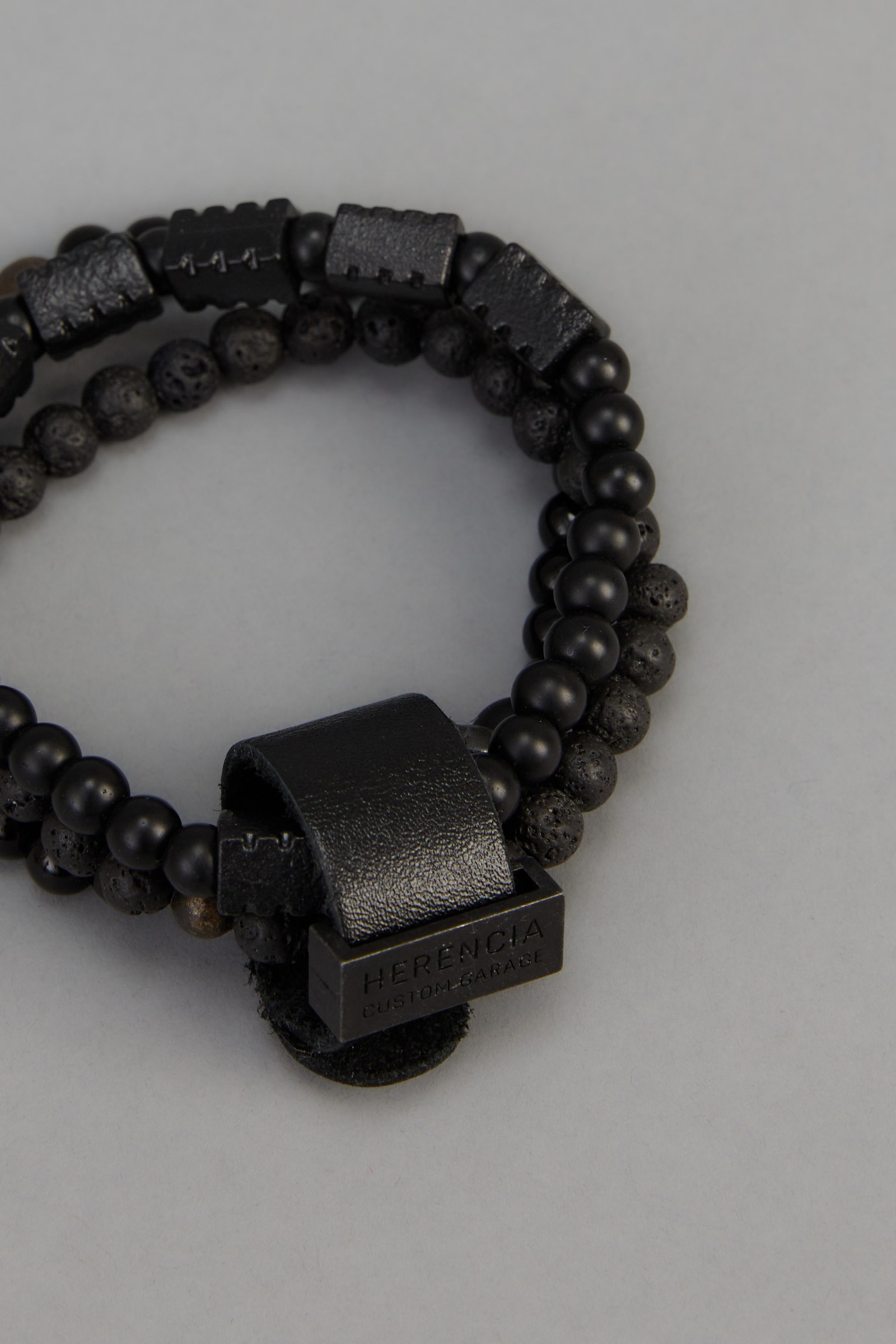 PULSERA D15                                                                                          