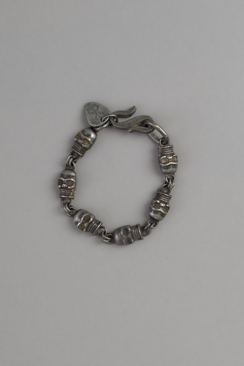PULSERA D18                                                                                          