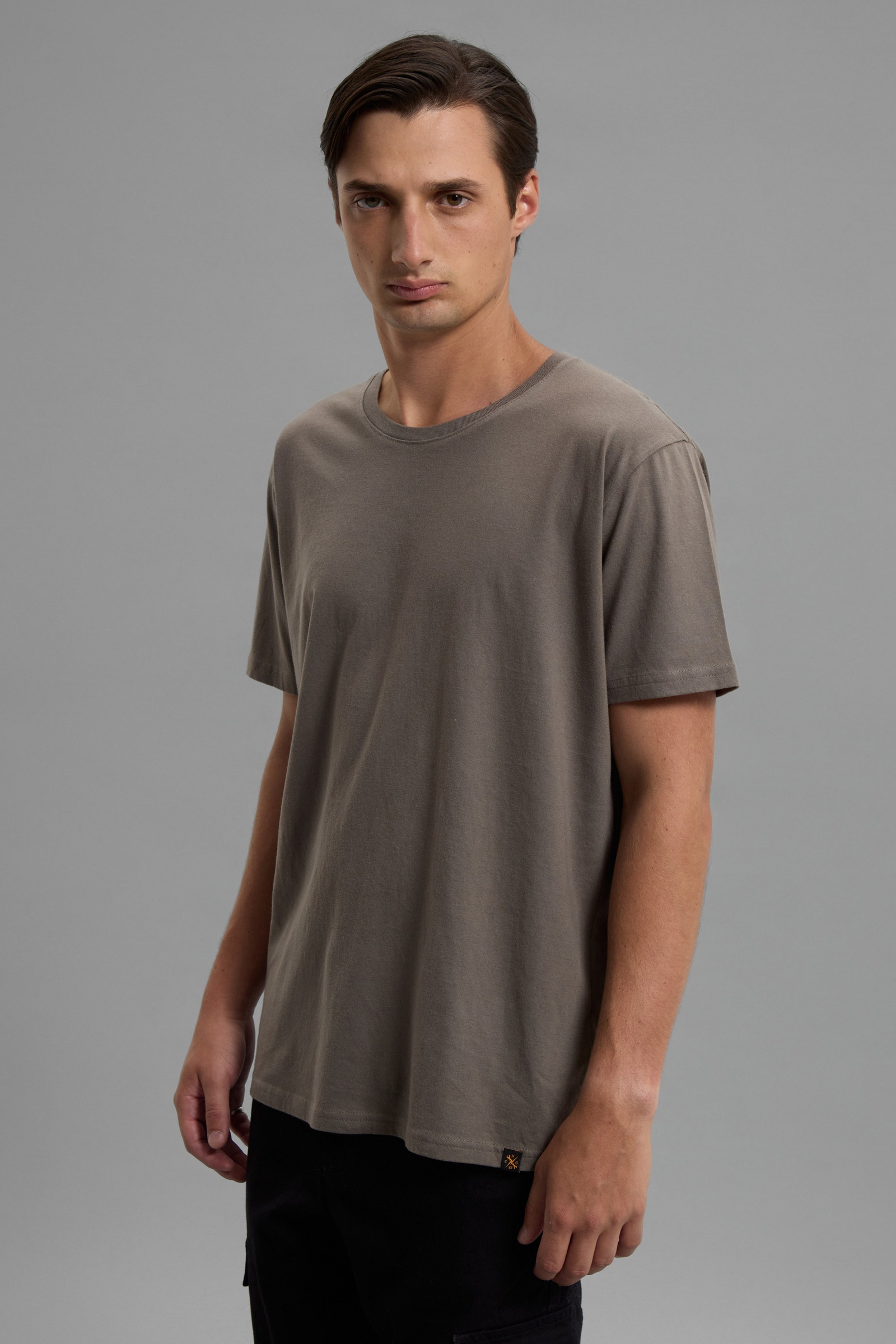 REMERA BÁSICA GARAGE                                                                                 