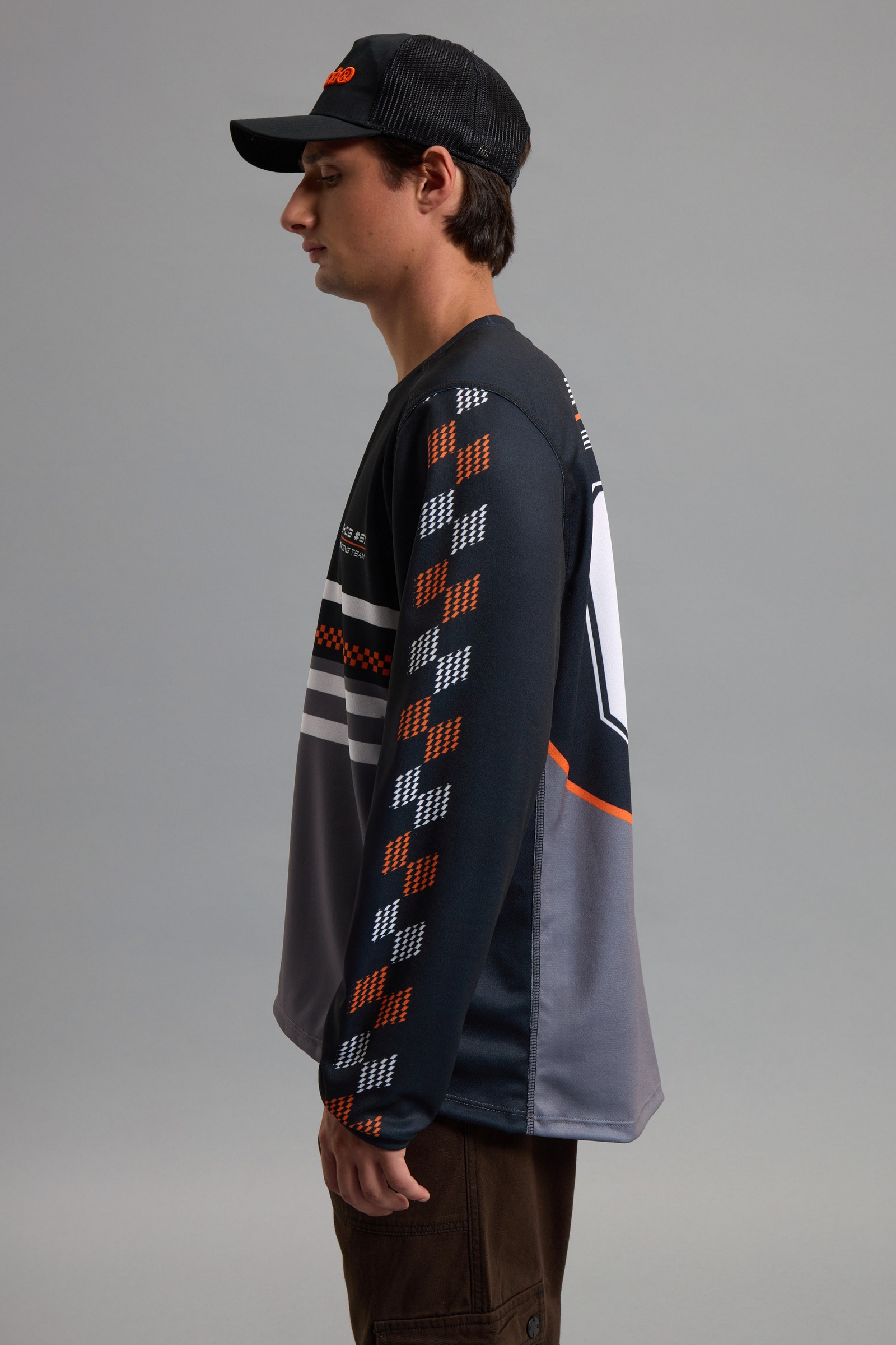REMERA ML CROSS 06                                                                                   