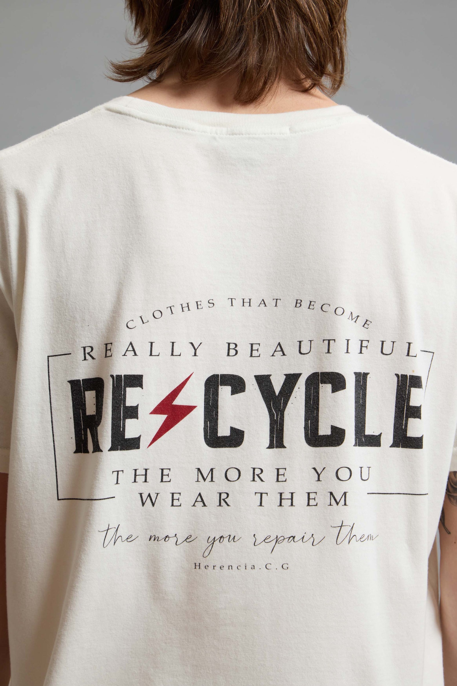 REMERA RE-CYCLE 01                                                                                   
