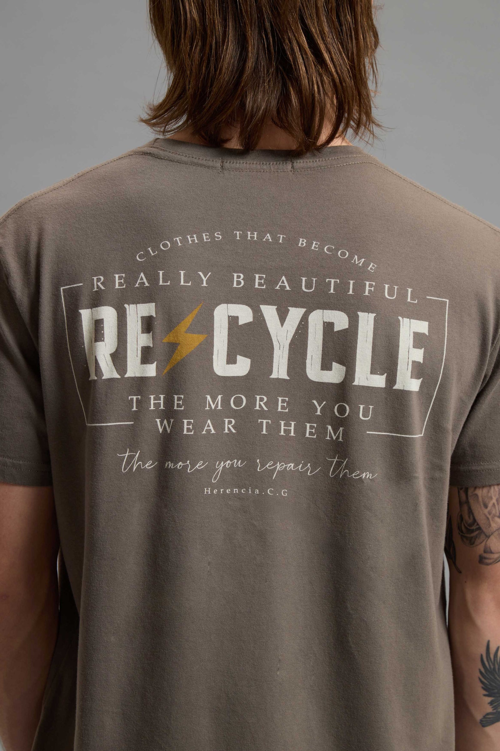 REMERA RE-CYCLE 01                                                                                   