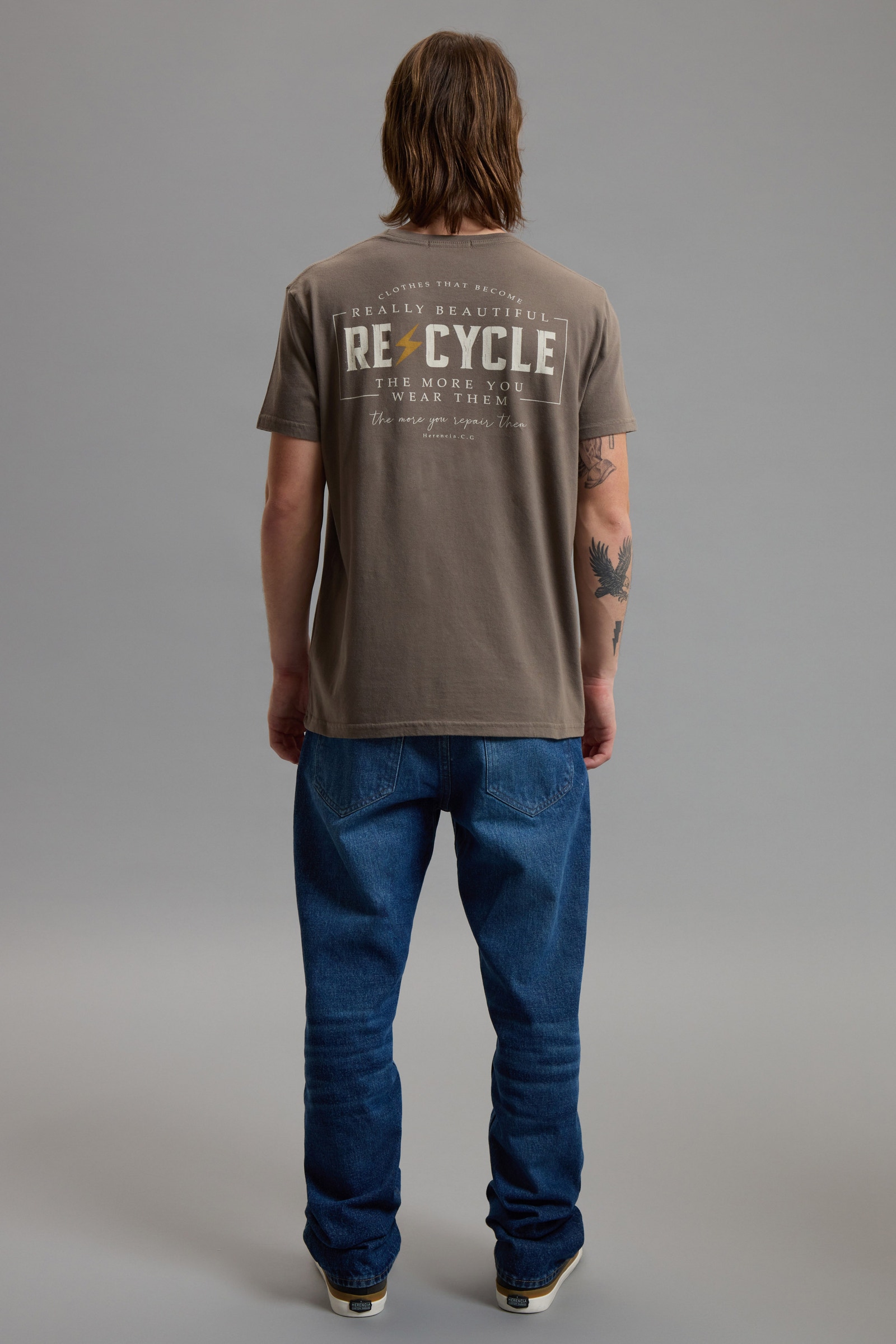 REMERA RE-CYCLE 01                                                                                   