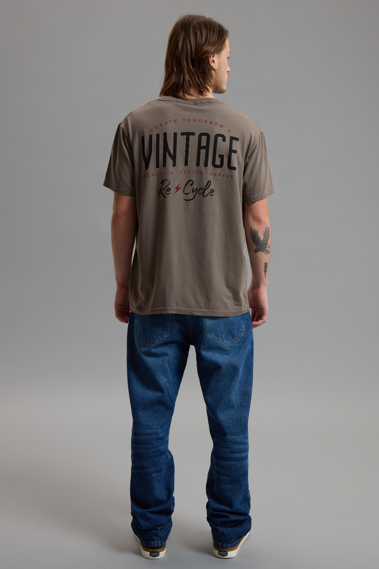 REMERA RE-CYCLE 02                                                                                   