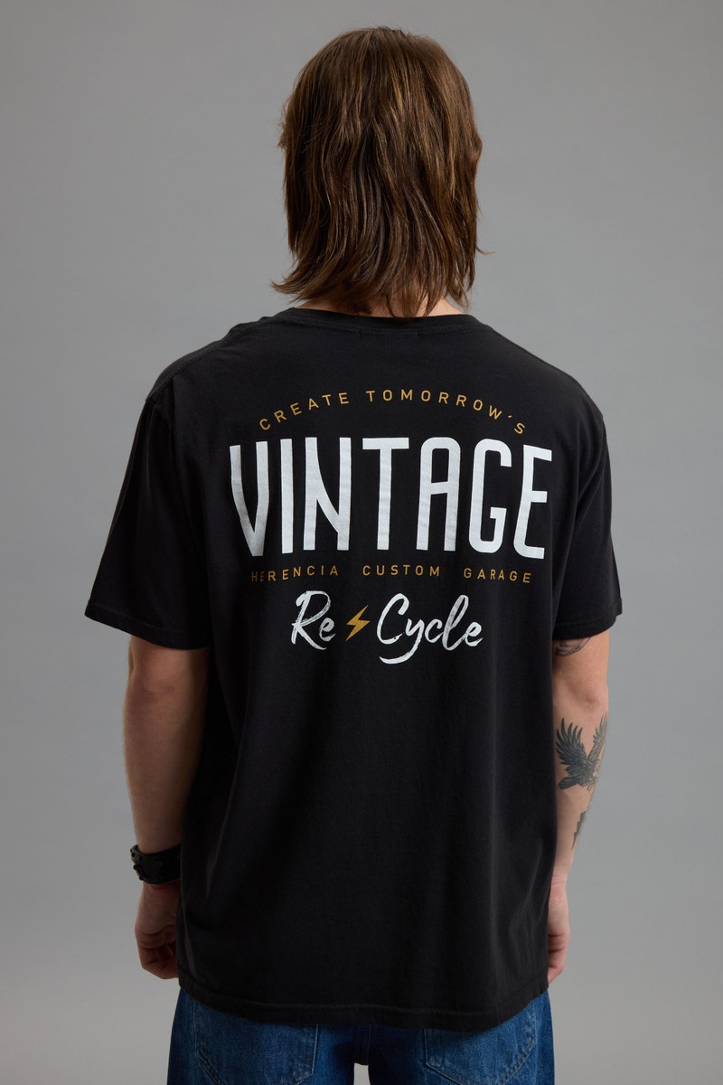 REMERA RE-CYCLE 02                                                                                   