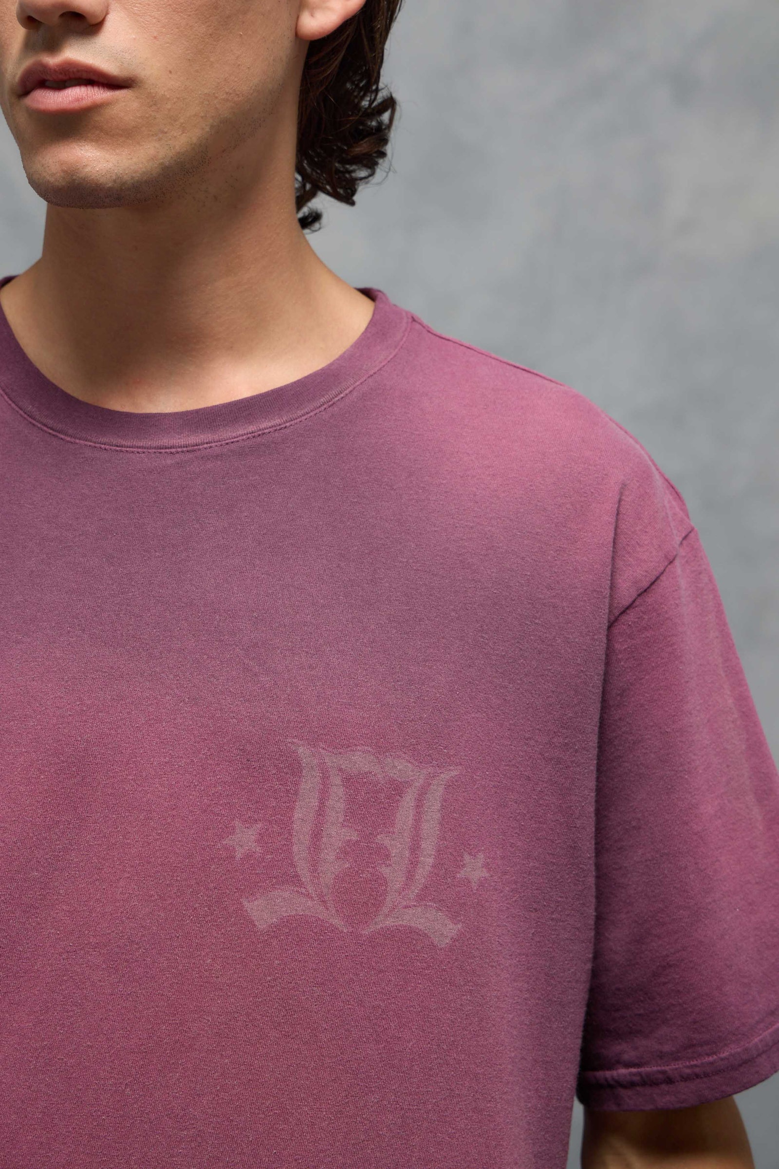 REMERA LL DISTRESS                                                                                   