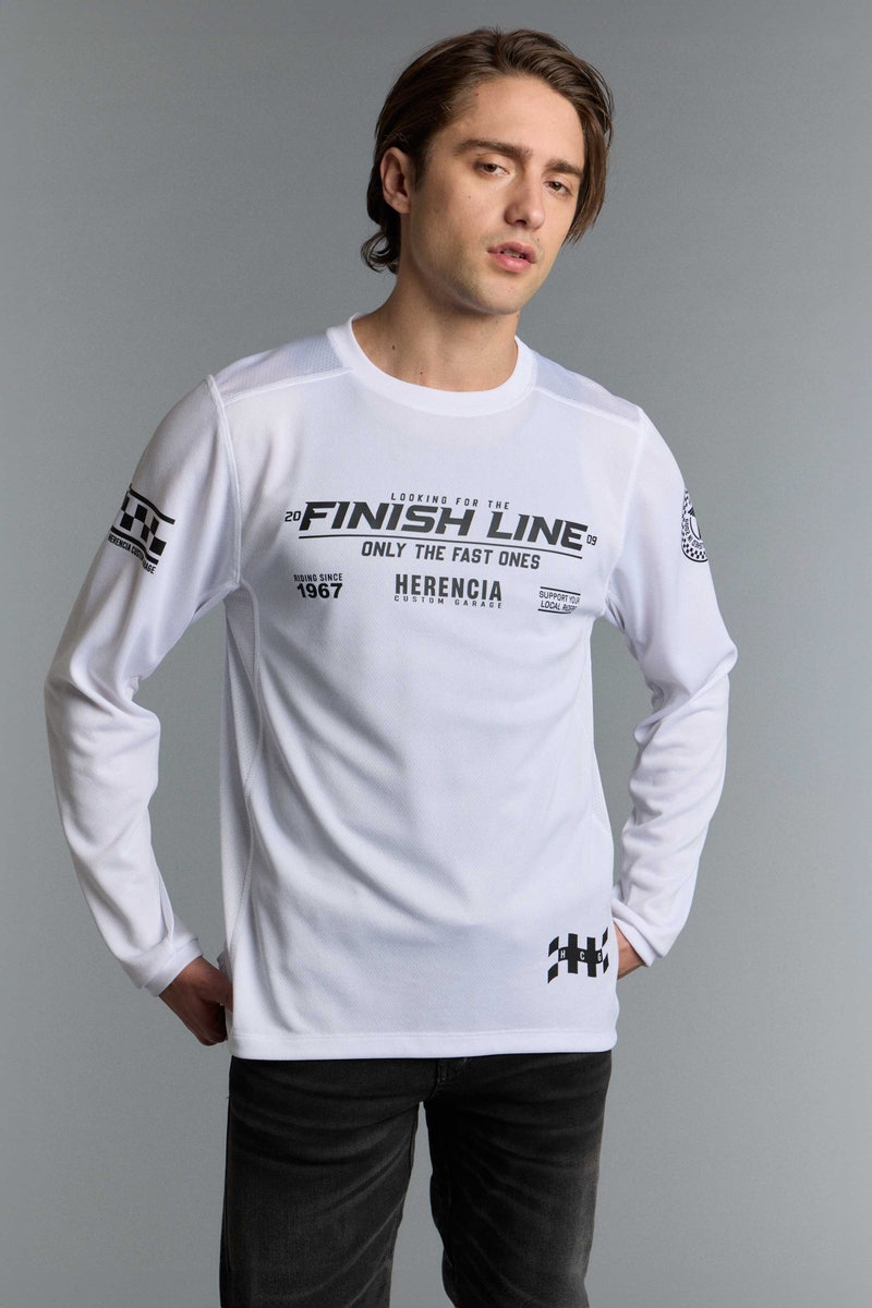 REMERA ML CROSS LINE