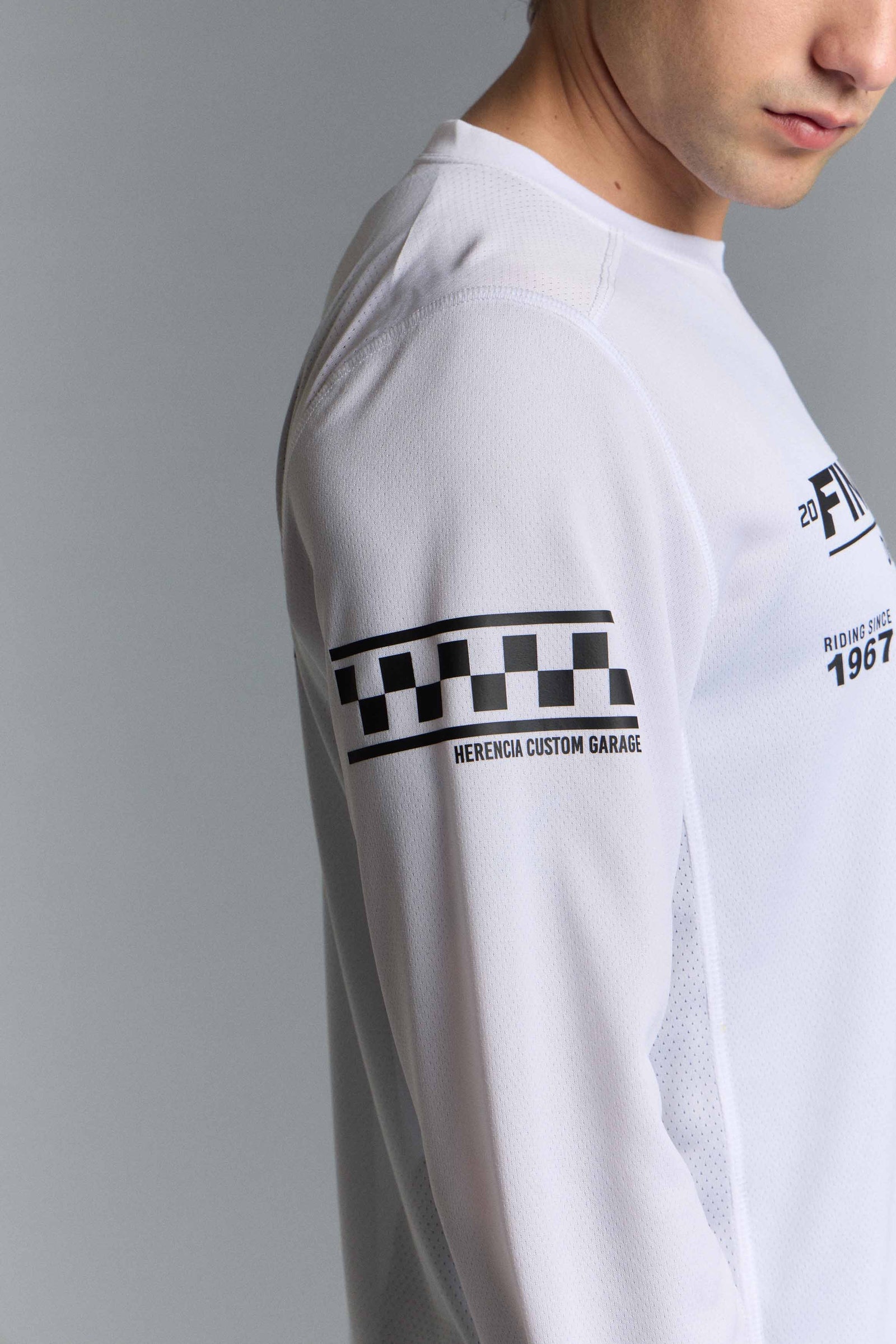 REMERA ML CROSS LINE