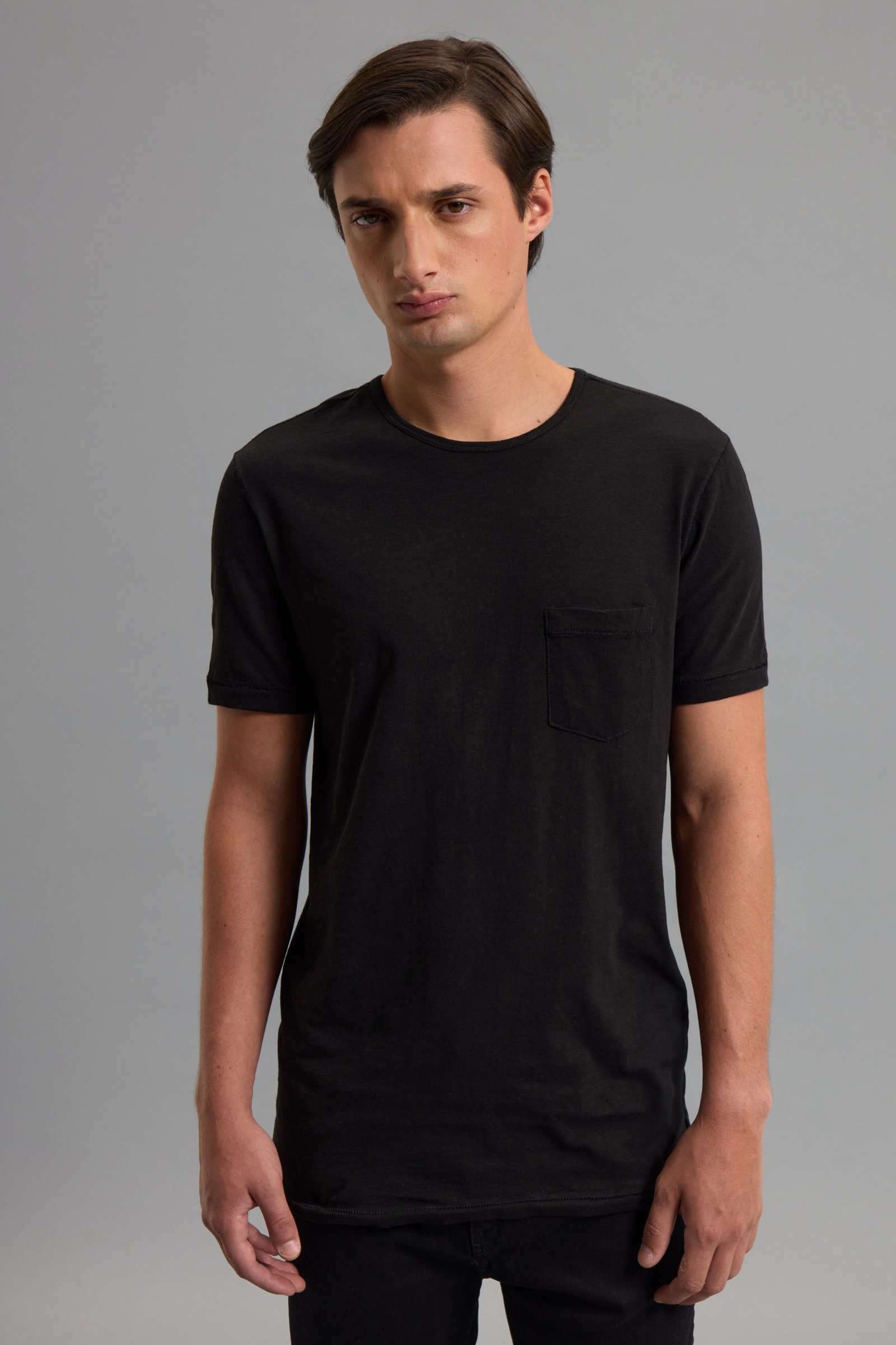 REMERA BÁSICA V01