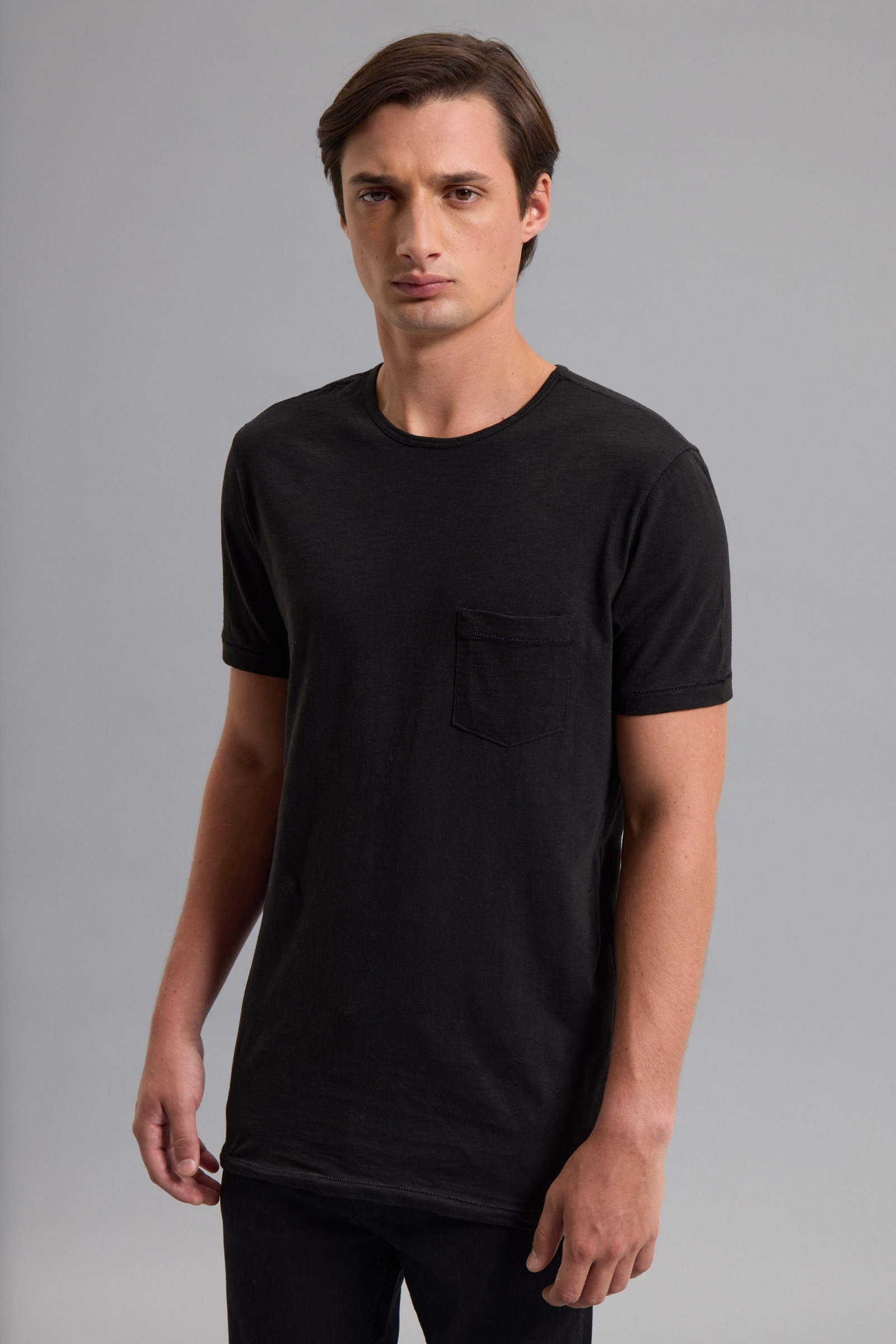 REMERA BÁSICA V01