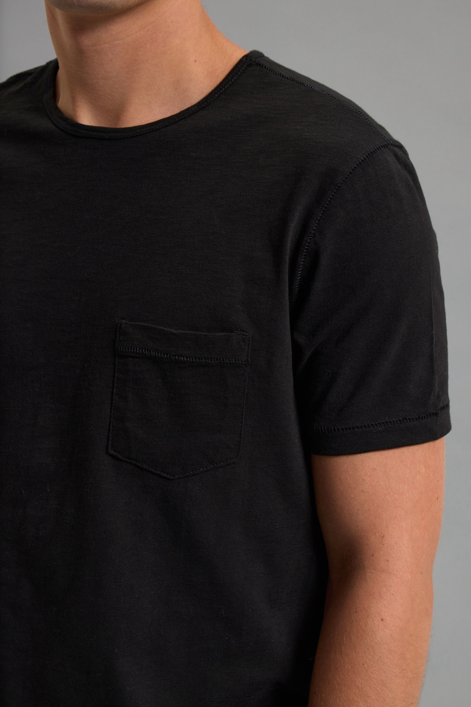 REMERA BÁSICA V01