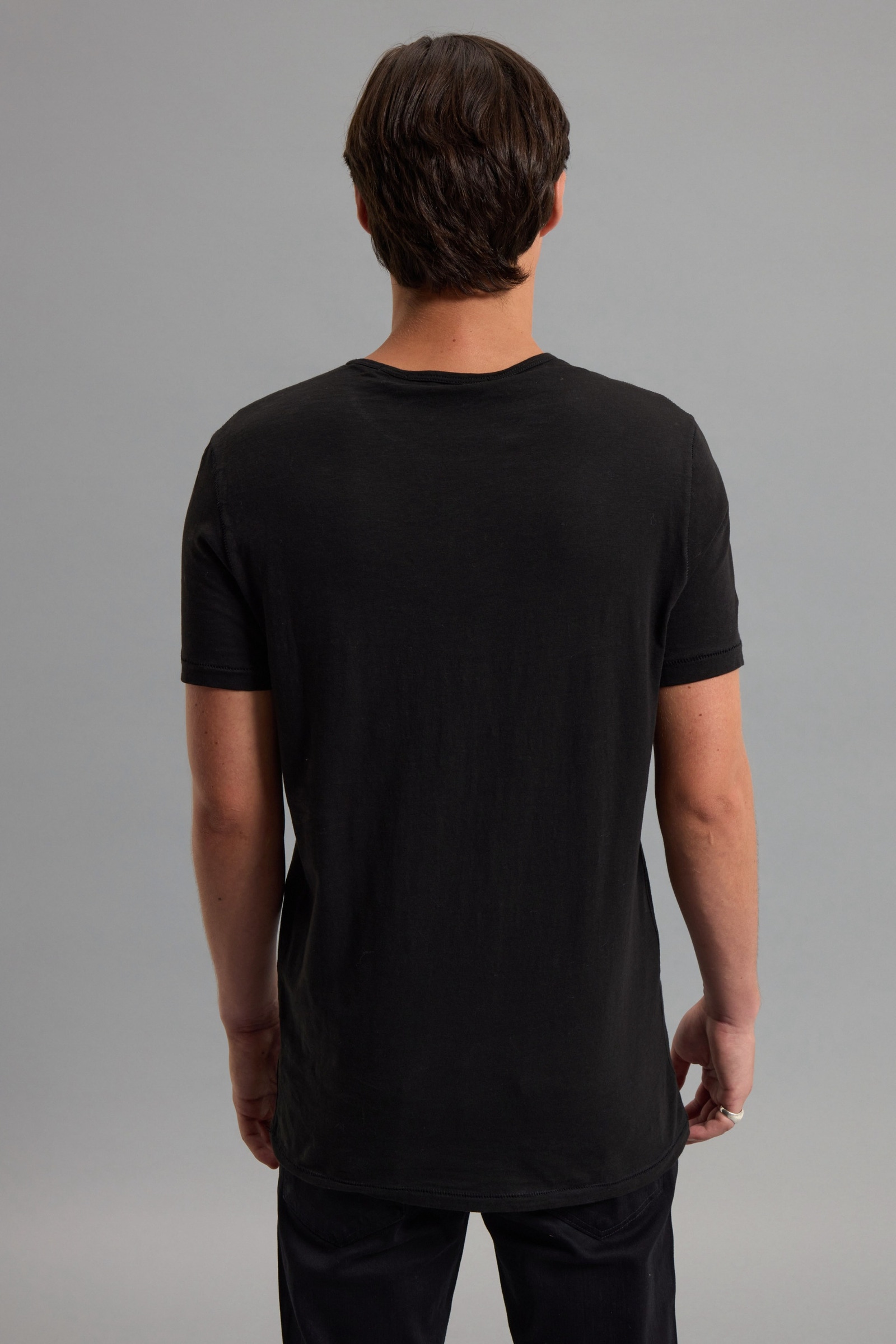 REMERA BÁSICA V01